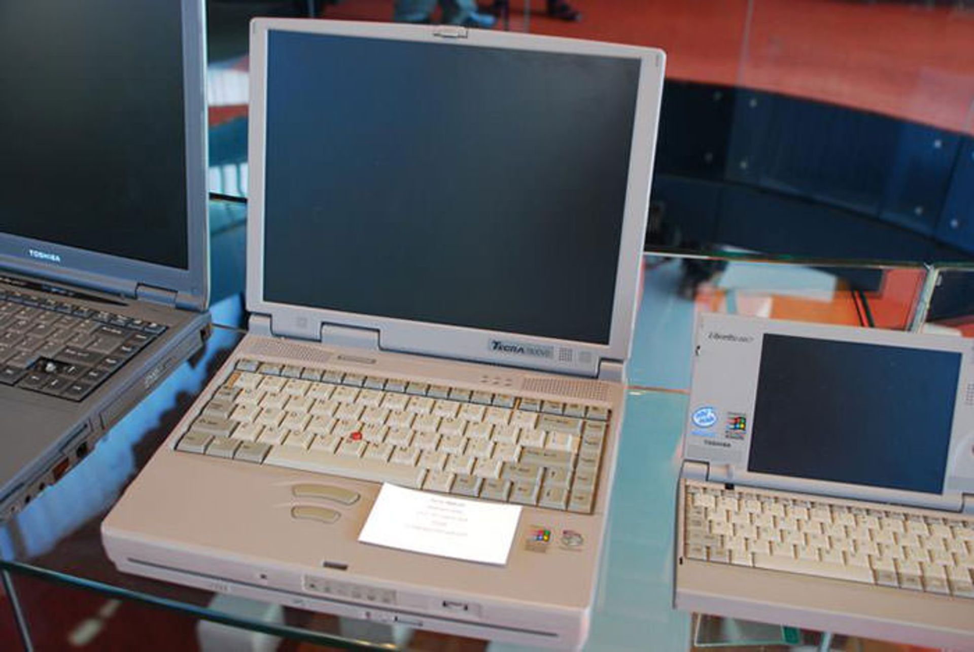 توشیبا / Toshiba