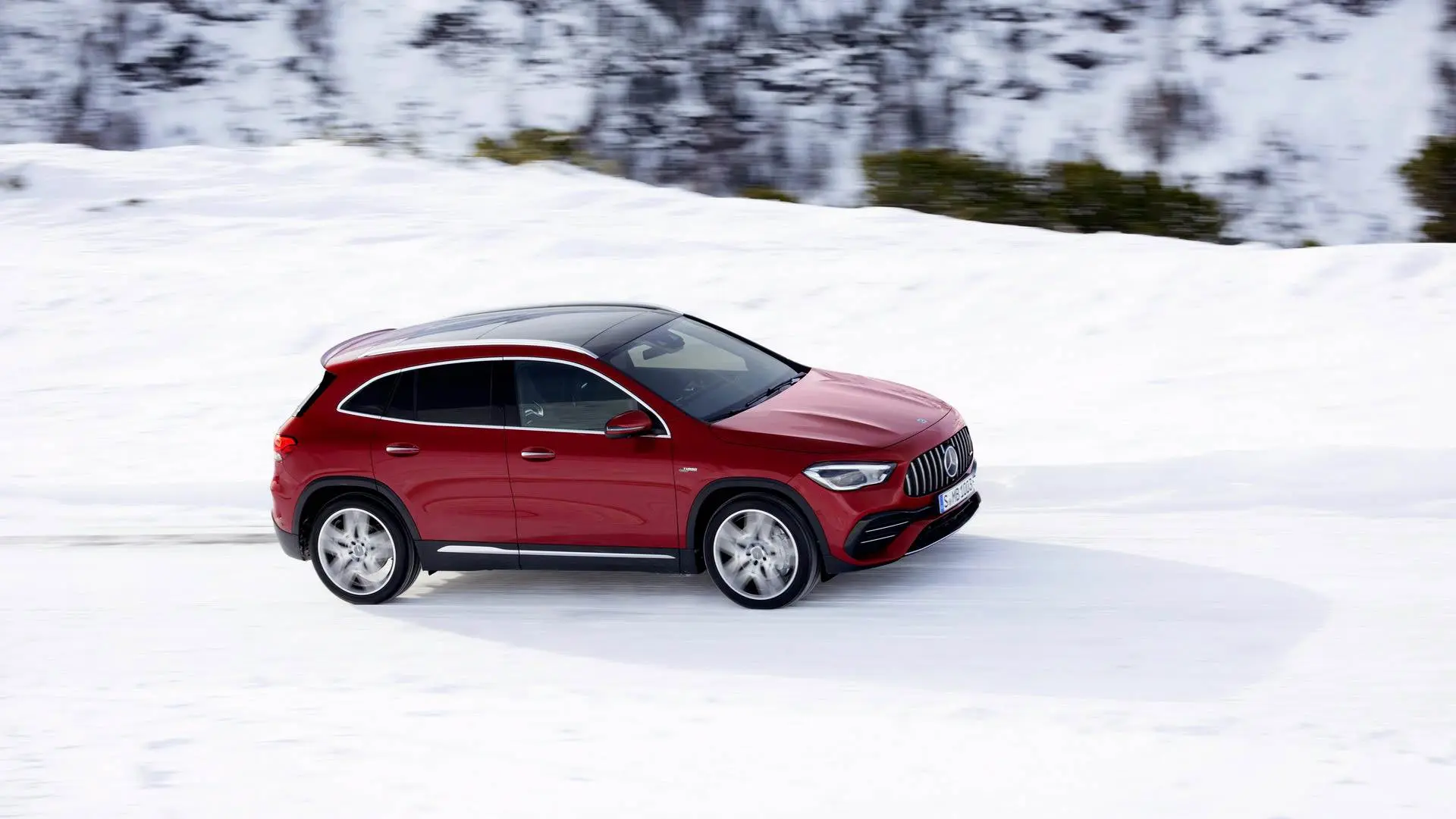 Mercedes-AMG GLA 35 / مرسدس بنز کلاس gla