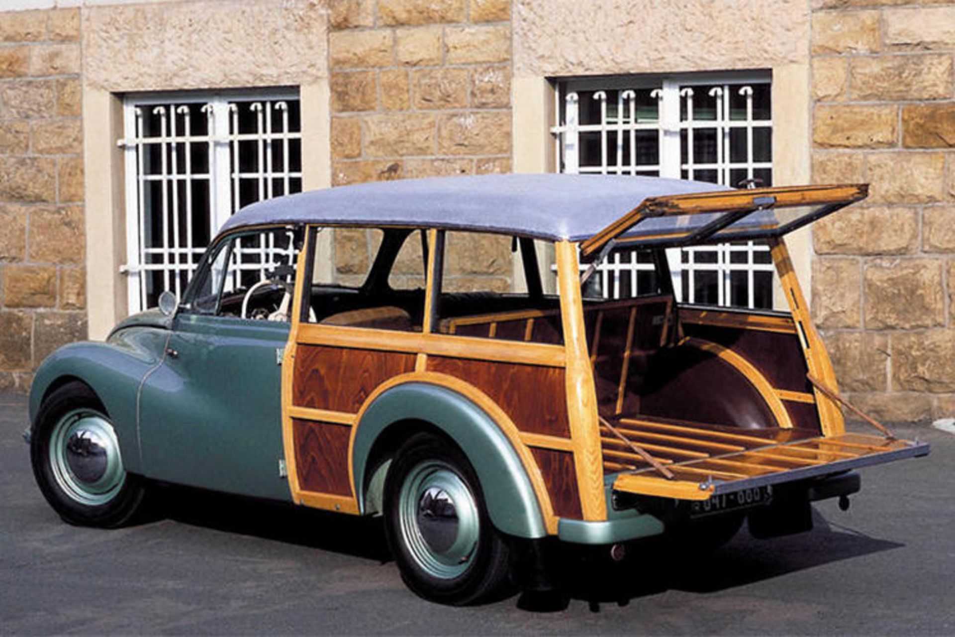 Ford model t station