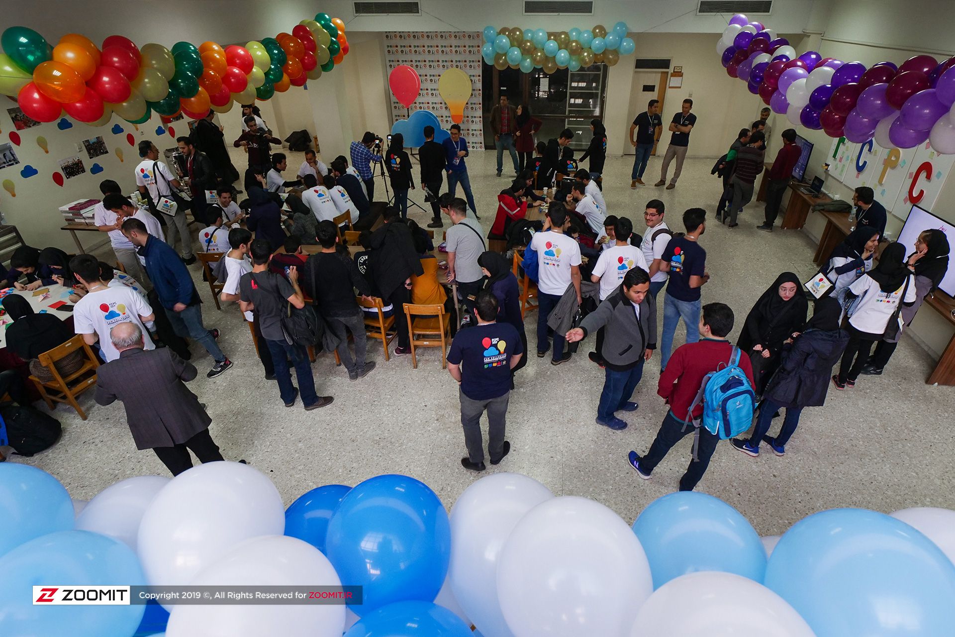 مسابقات برنامه‌نویسی FCPC با حمایت کافه‌بازار در دانشگاه فردوسی مشهد