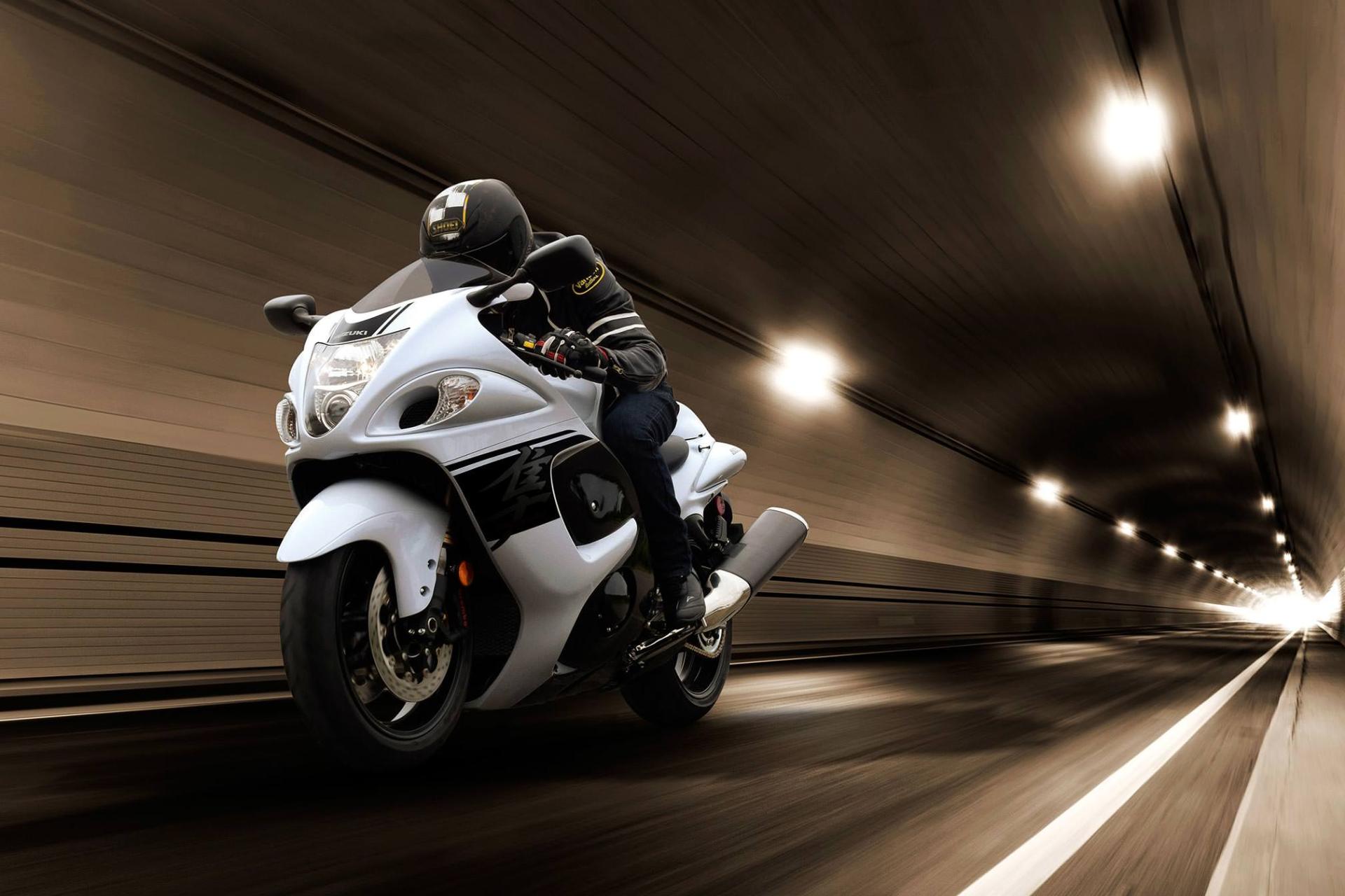 Suzuki Hayabusa GSX1300R / سوزوکی هایابوسا