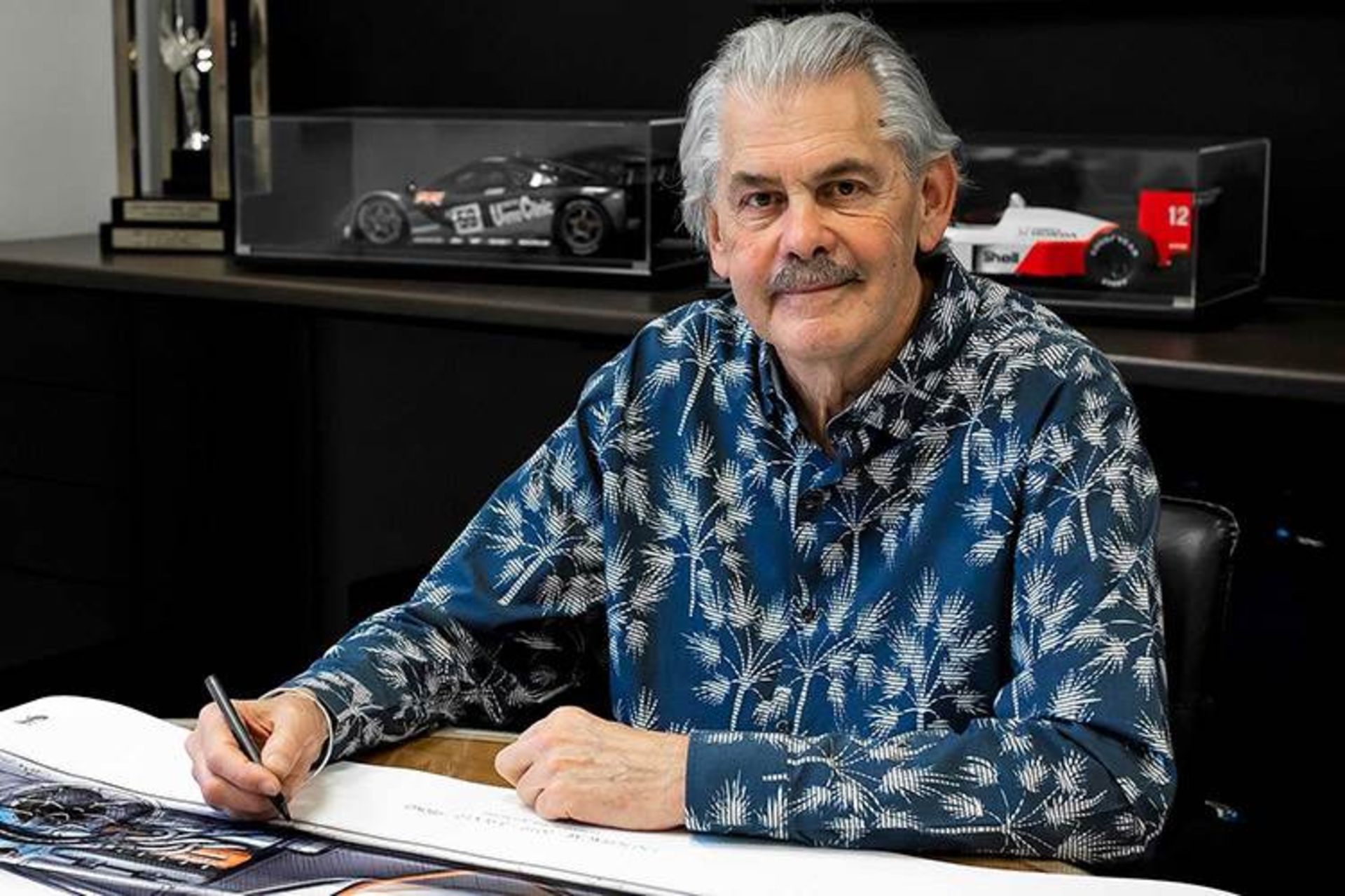 Gordon Murray /  گوردون موری 