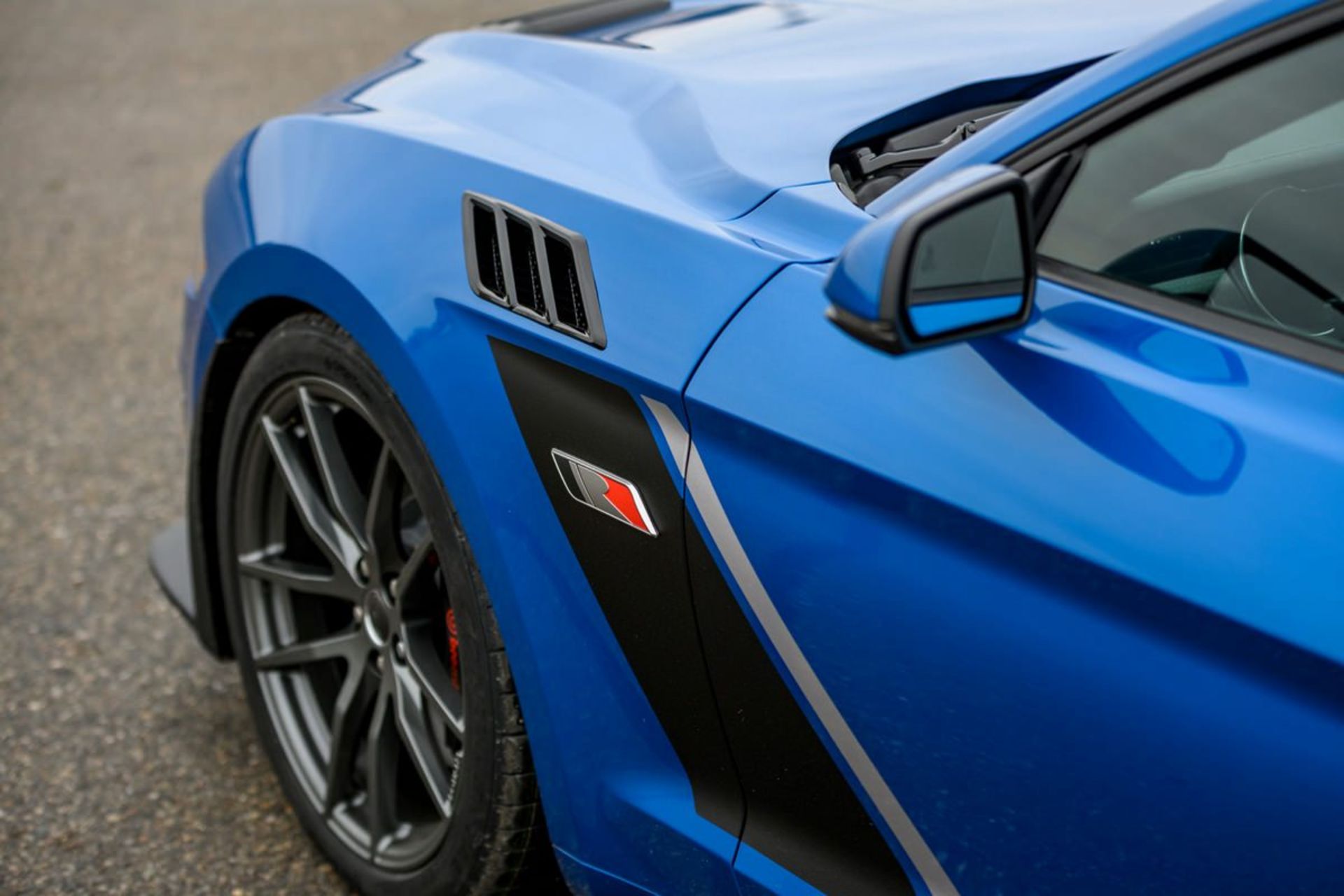 فورد موستانگ Rush