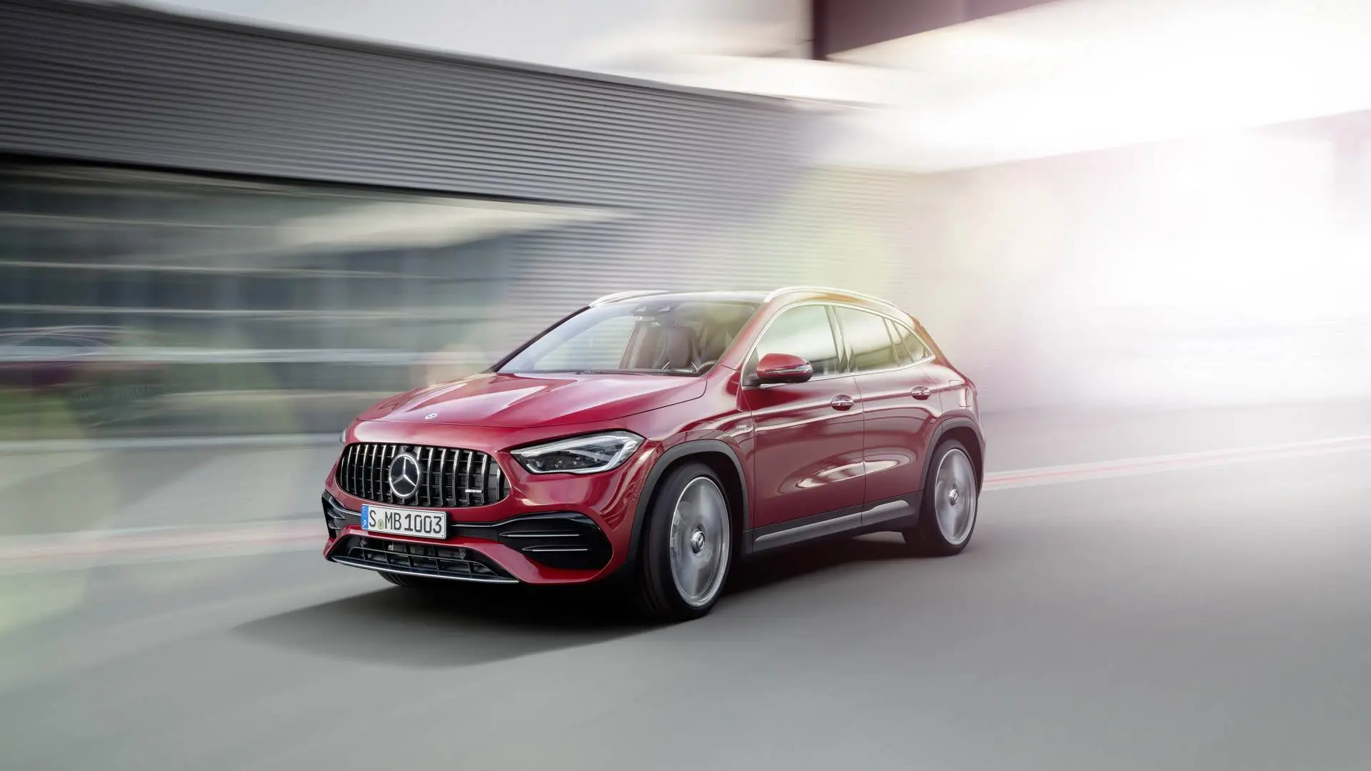 Mercedes-AMG GLA 35 / مرسدس بنز کلاس gla