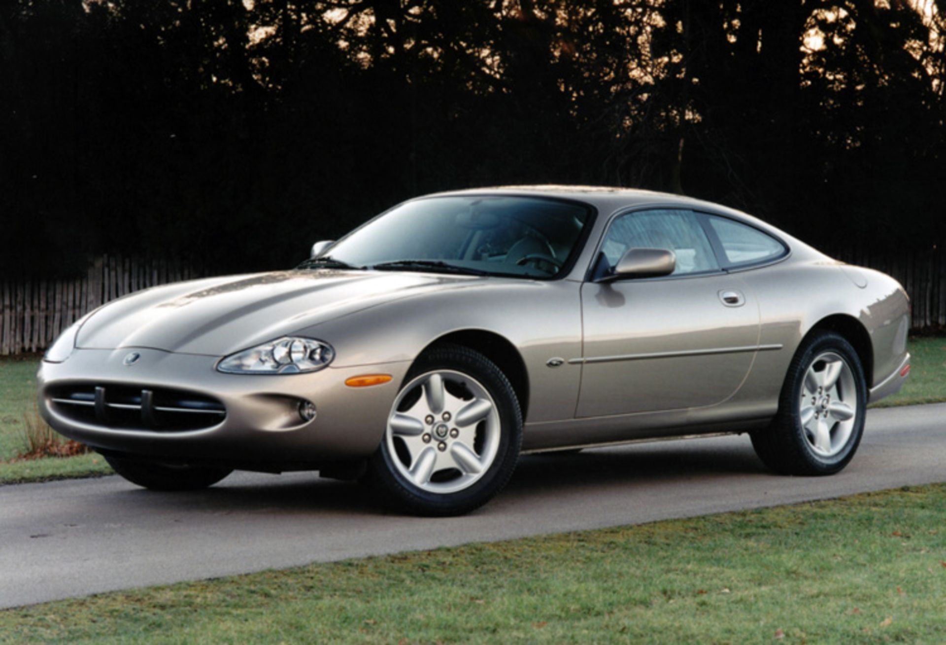 jaguar xk8