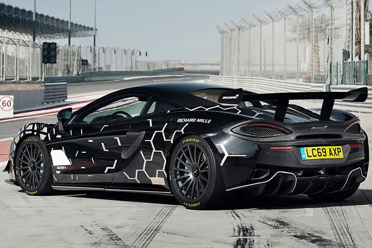 McLaren 620R