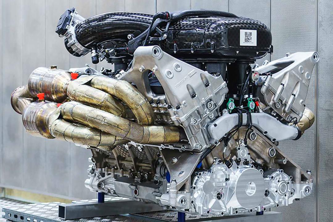 v12 cosworth  T 50