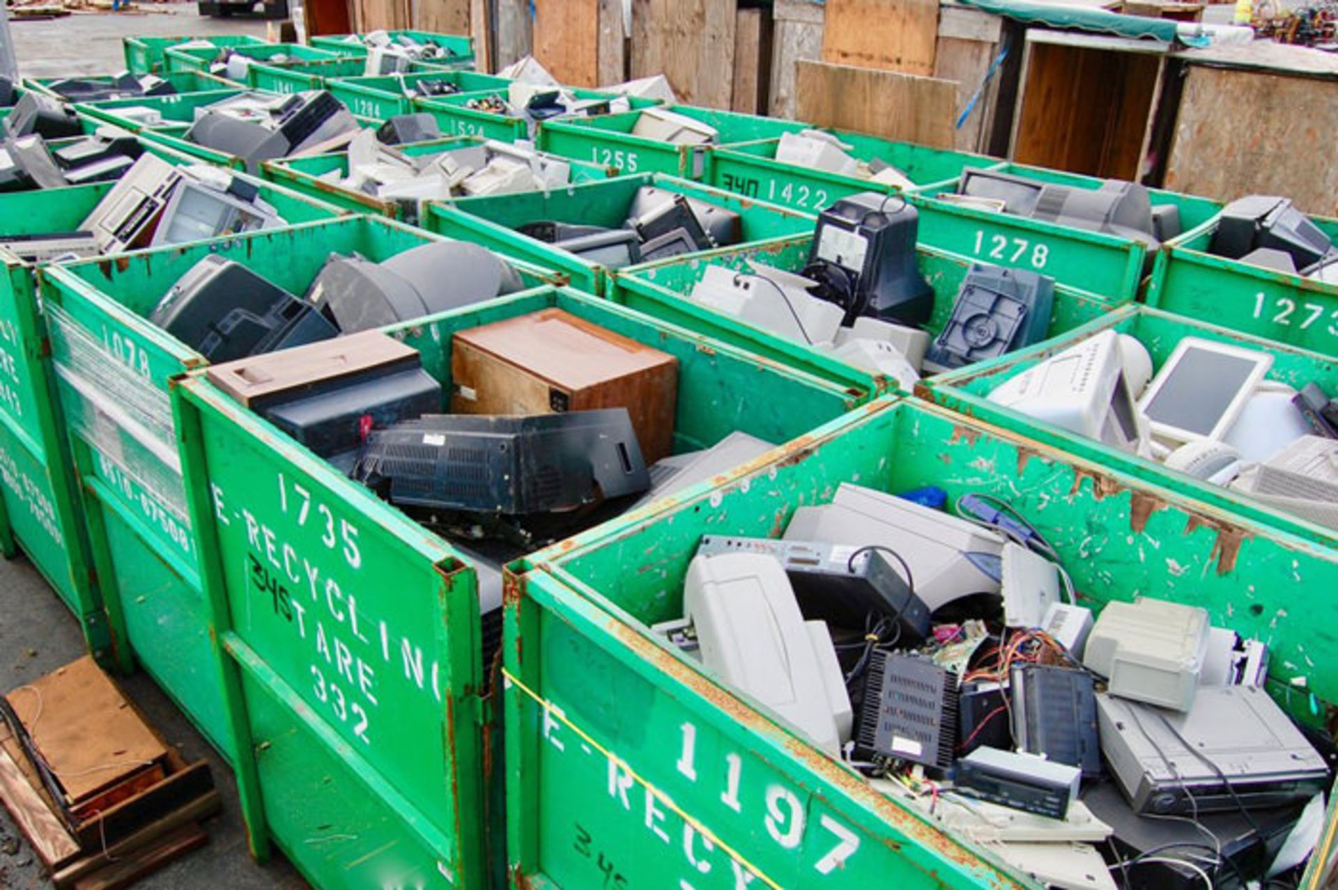 بازیافت زباله های الکترونیکی