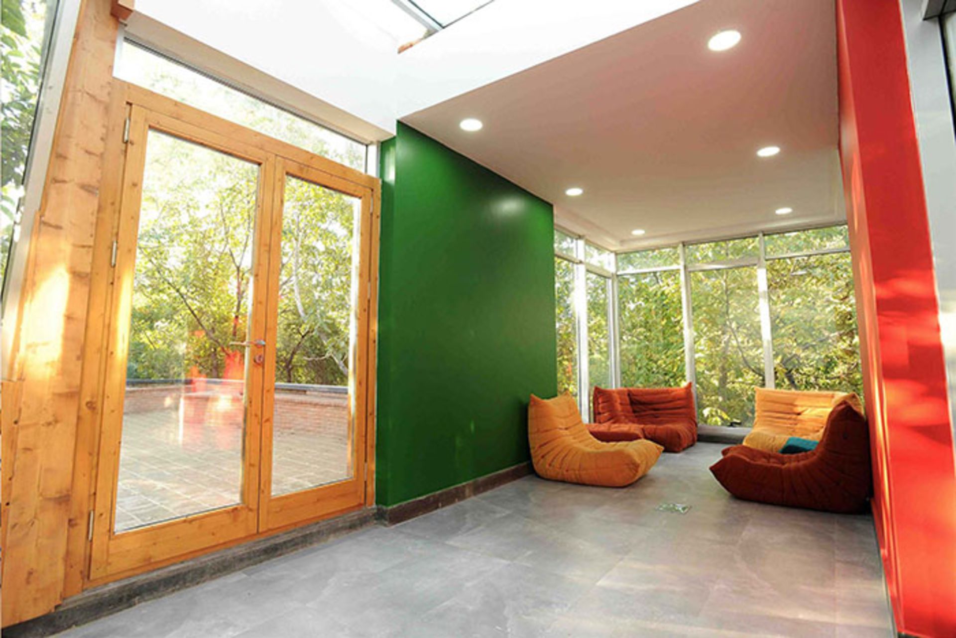 فضای کار اشتراکی / Coworking Space