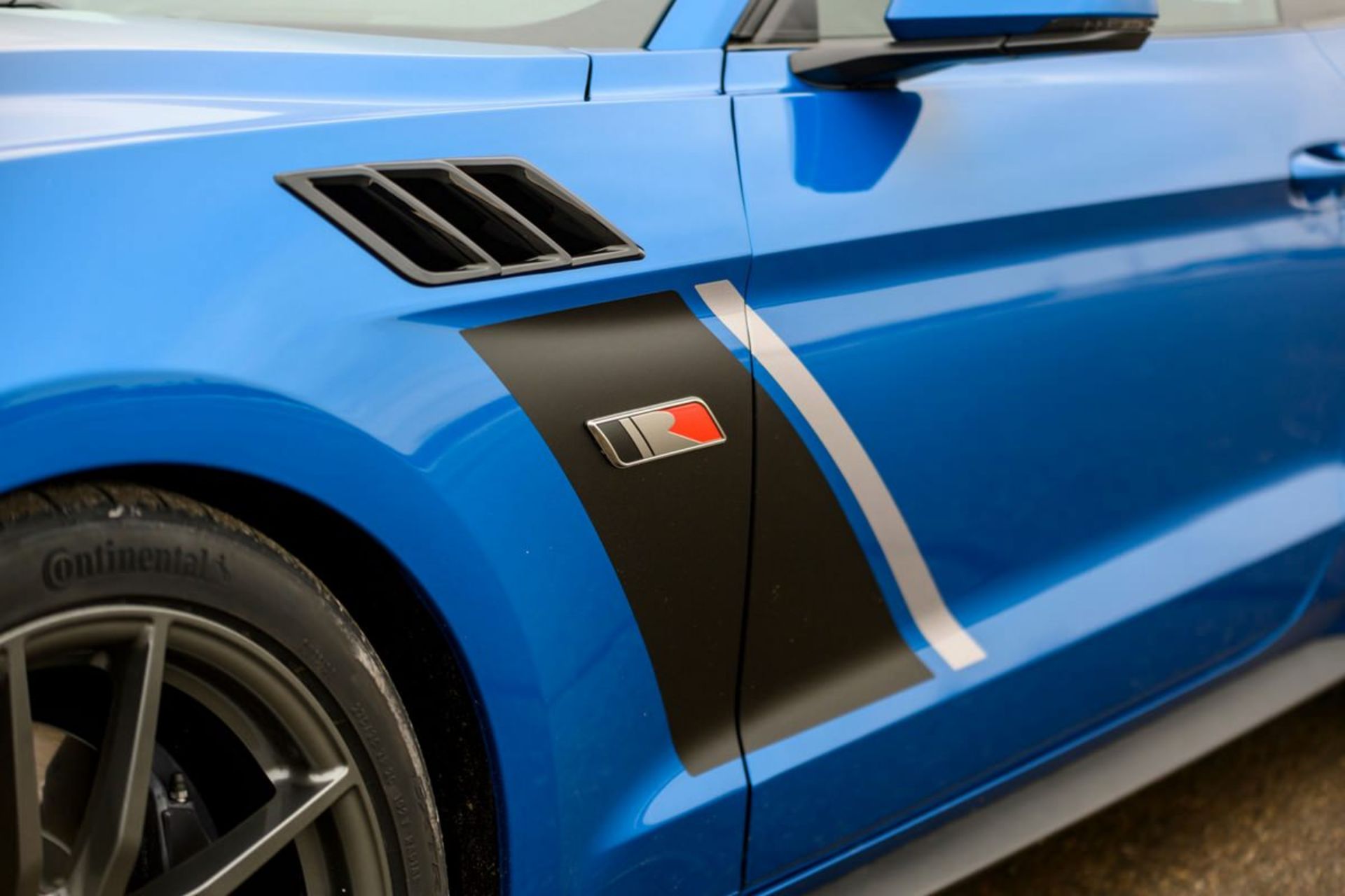 فورد موستانگ Rush