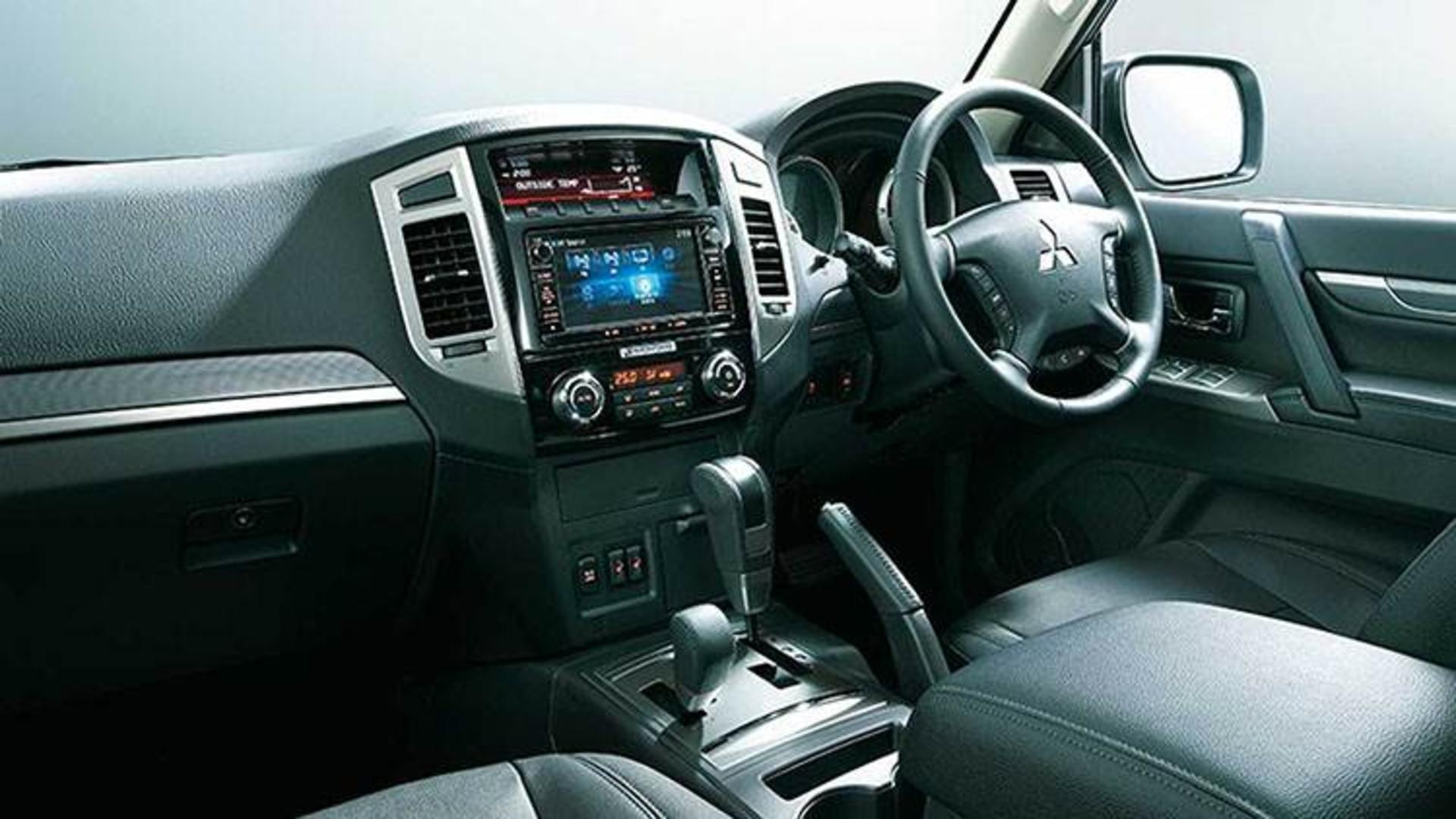 Mitsubishi Pajero / میتسوبیشی پاجرو