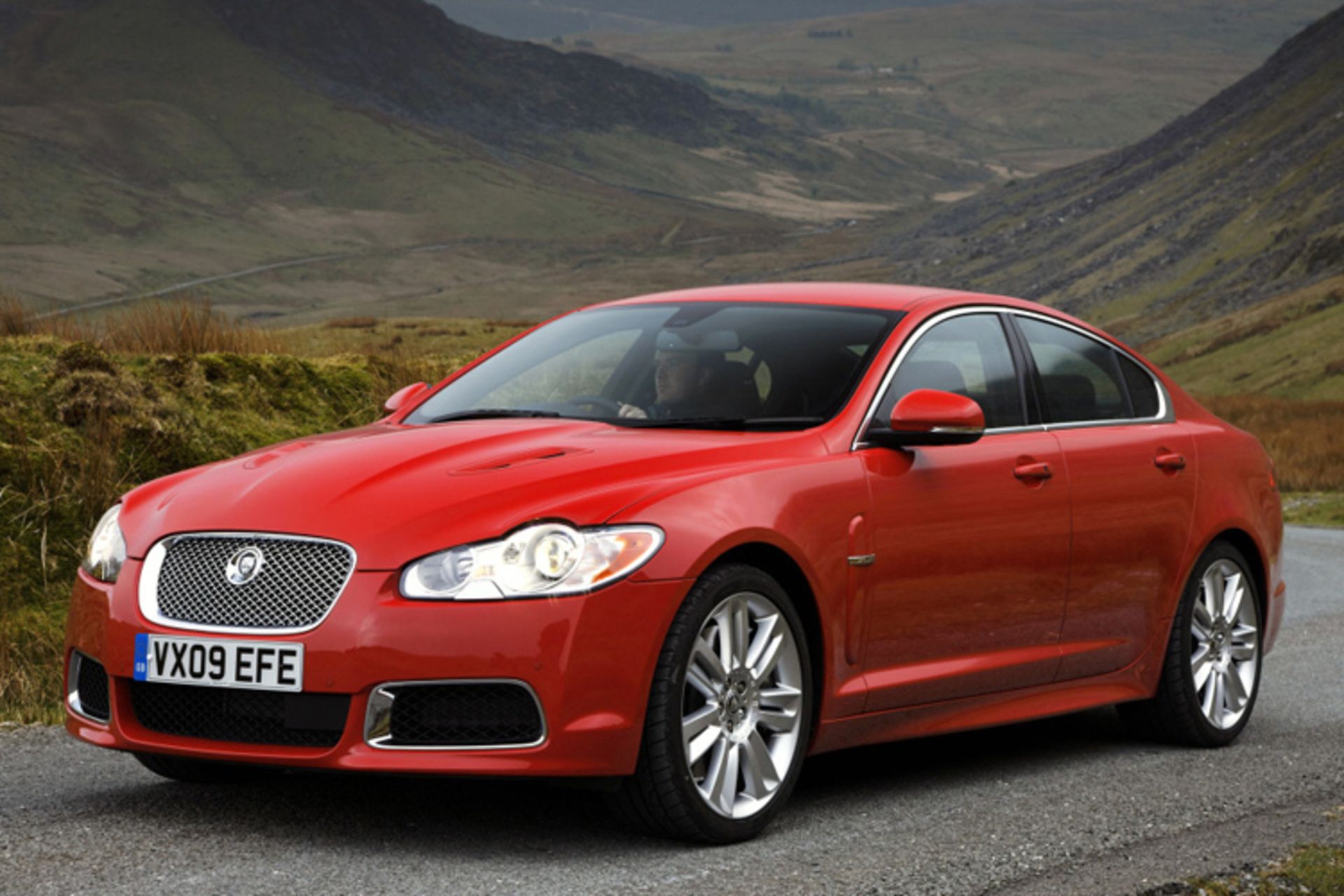 jaguar xf