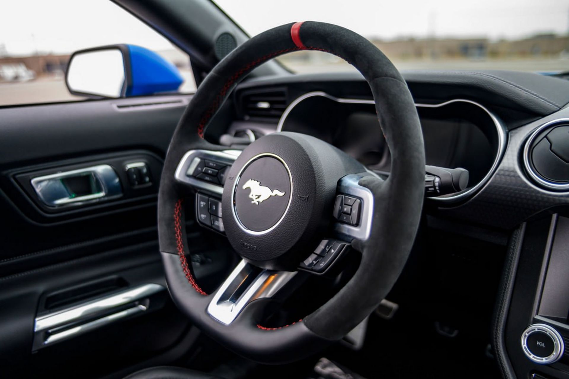 فورد موستانگ Rush