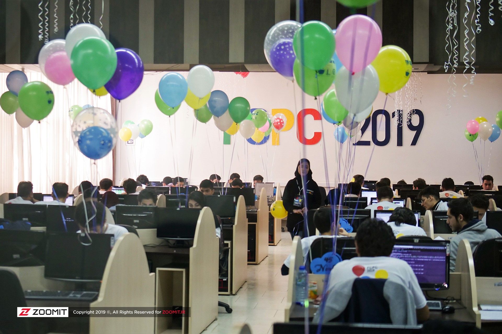 مسابقات برنامه‌نویسی FCPC با حمایت کافه‌بازار در دانشگاه فردوسی مشهد