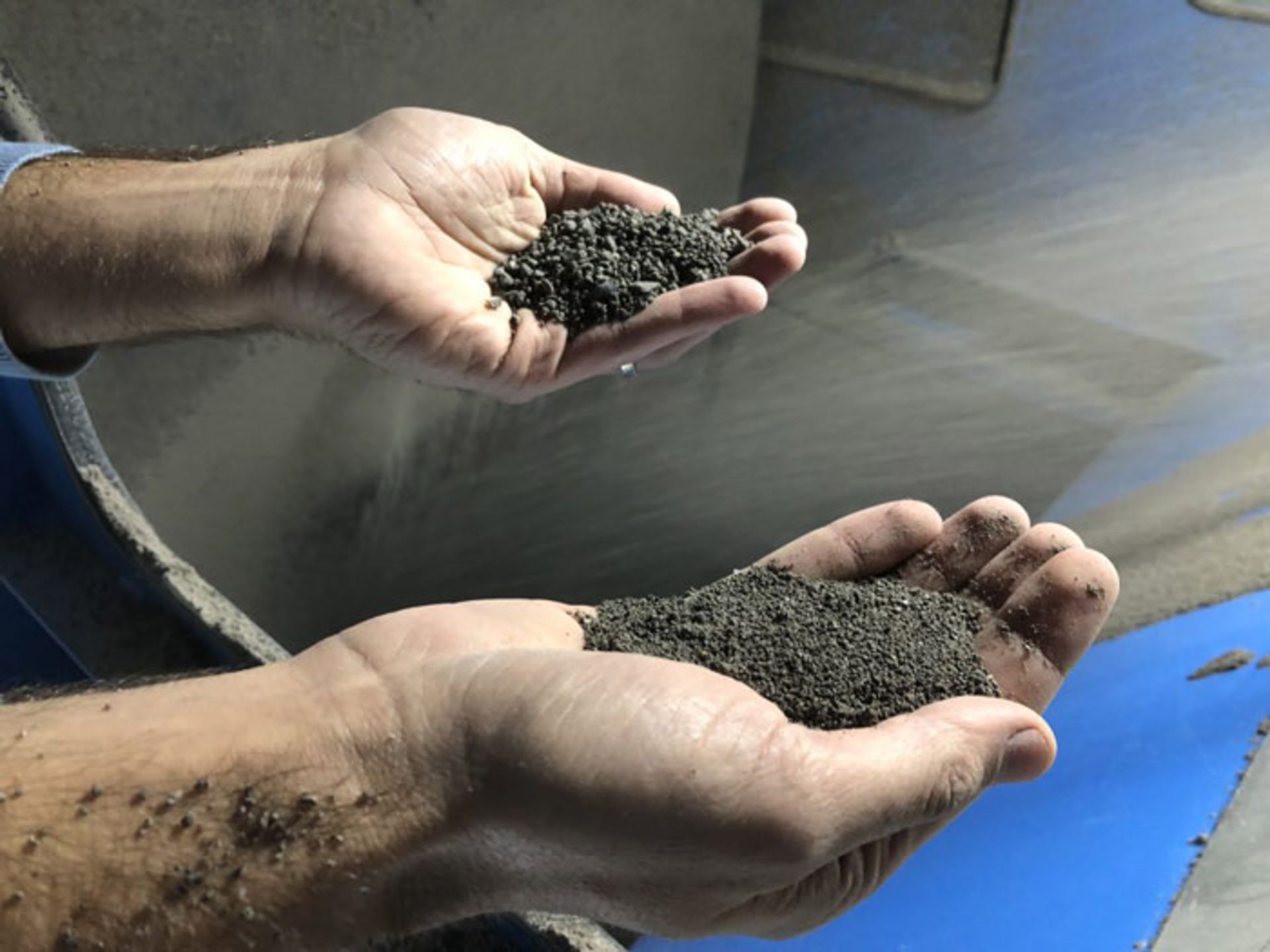 بازیافت ذرات فلزی ریز موجود در خاکستری رسوب