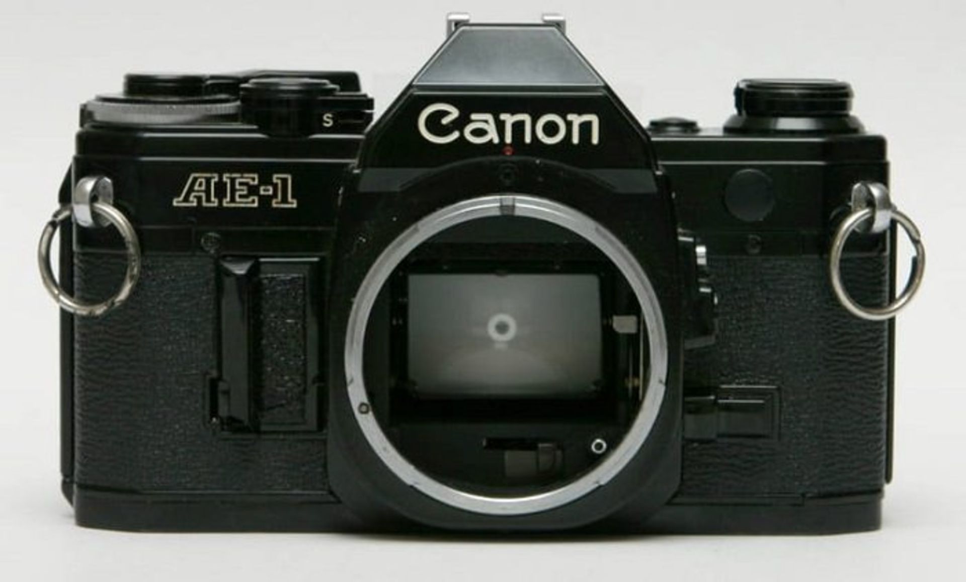 مرجع متخصصين ايران Canon AE-1