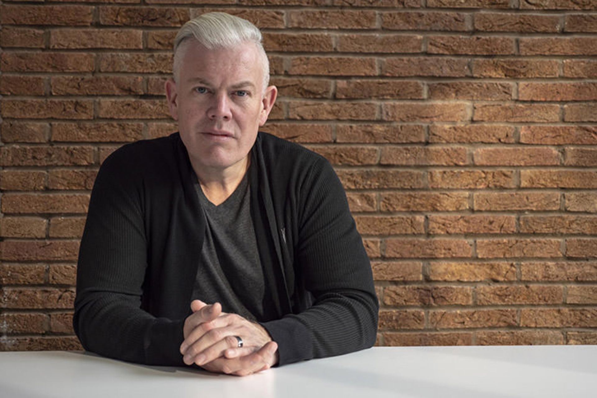 Wayne Burgess / وین بورگس طراح جیلی