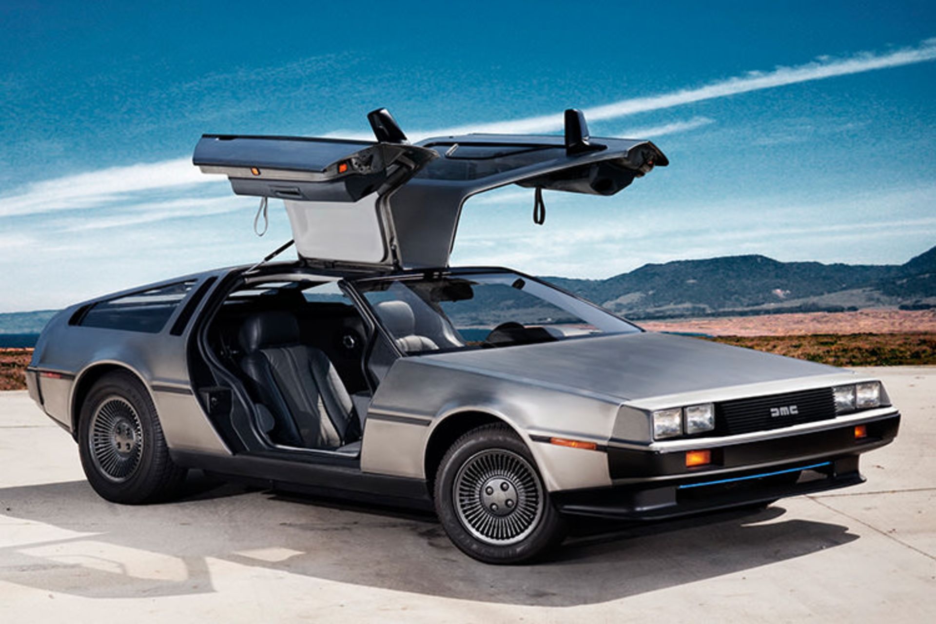 DeLorean DMC-12