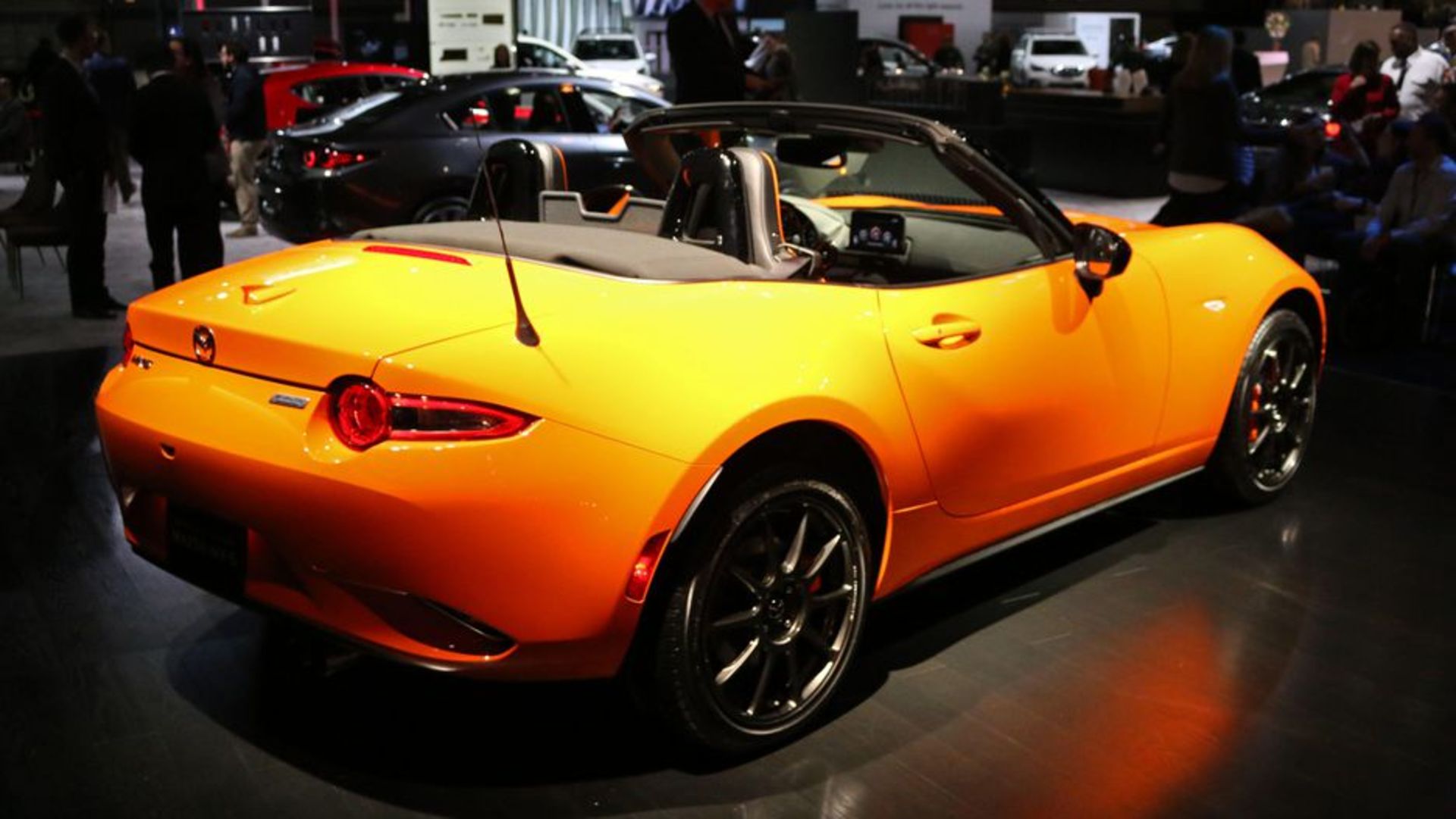 مزدا میاتا MX5 