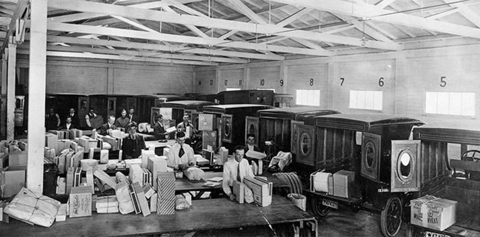 یو پی اس / UPS