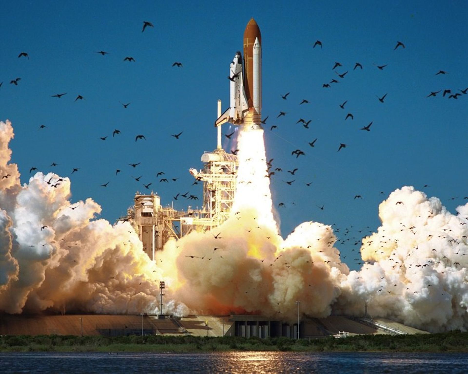 Space Shuttle / شاتل فضایی