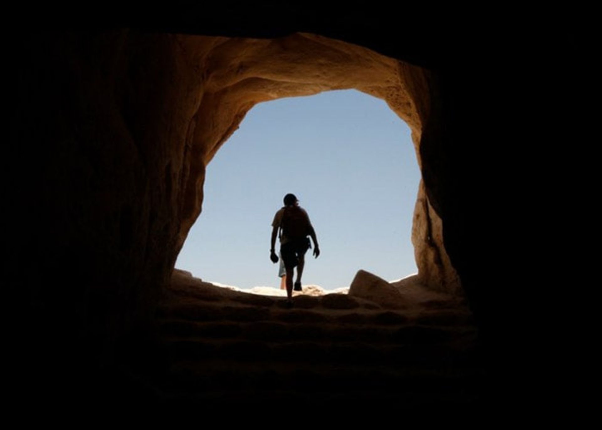 زندگی در تاریکی