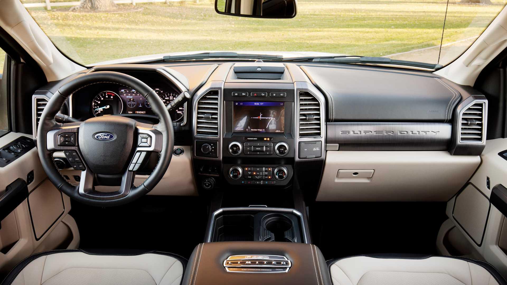2020 Ford Super Duty / وانت پیکاپ فورد سوپردیوتی