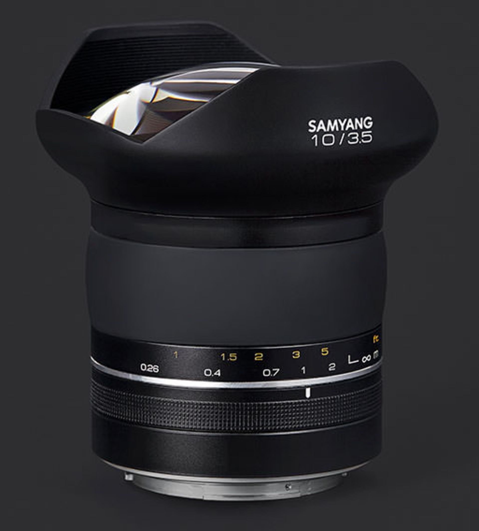 Samyang XP 10mm f/3.5 لنز سامیانگ