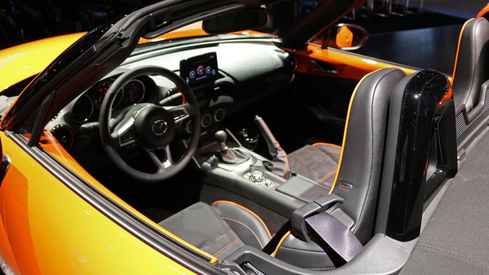 مزدا میاتا MX5 