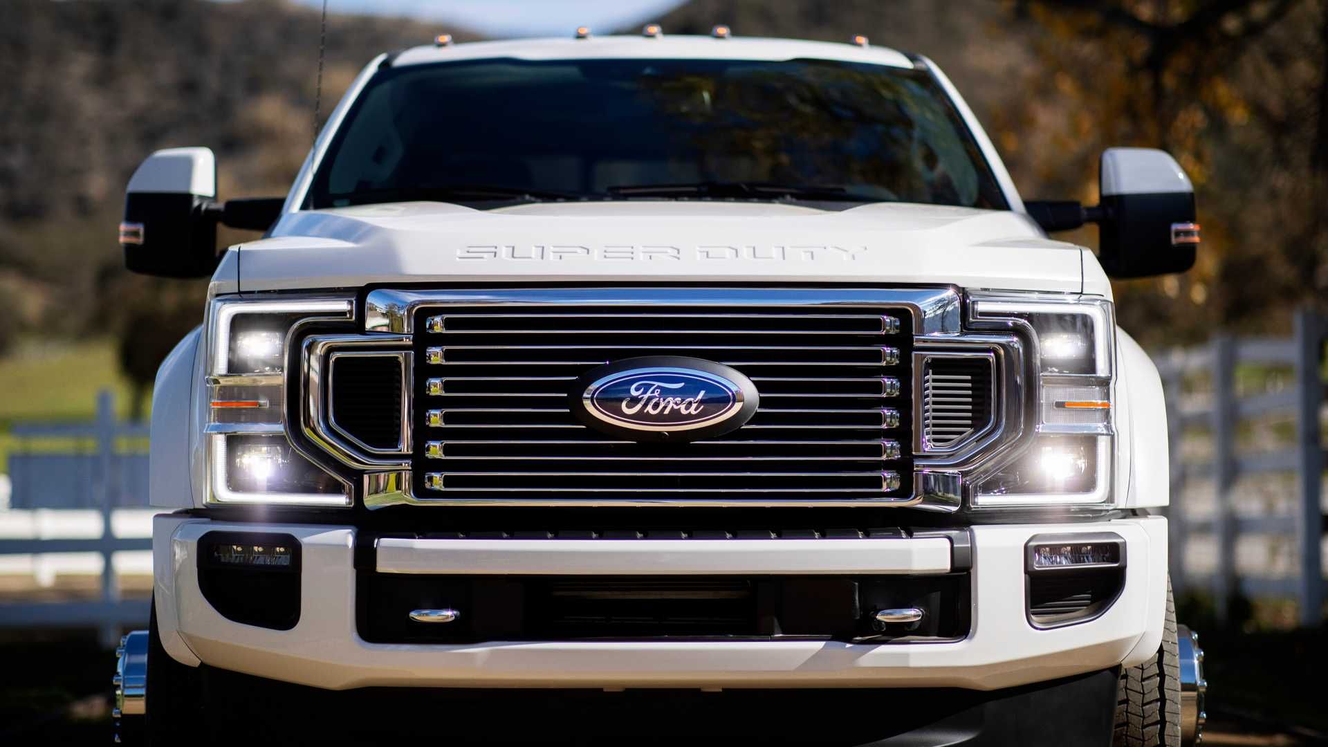2020 Ford Super Duty / وانت پیکاپ فورد سوپردیوتی