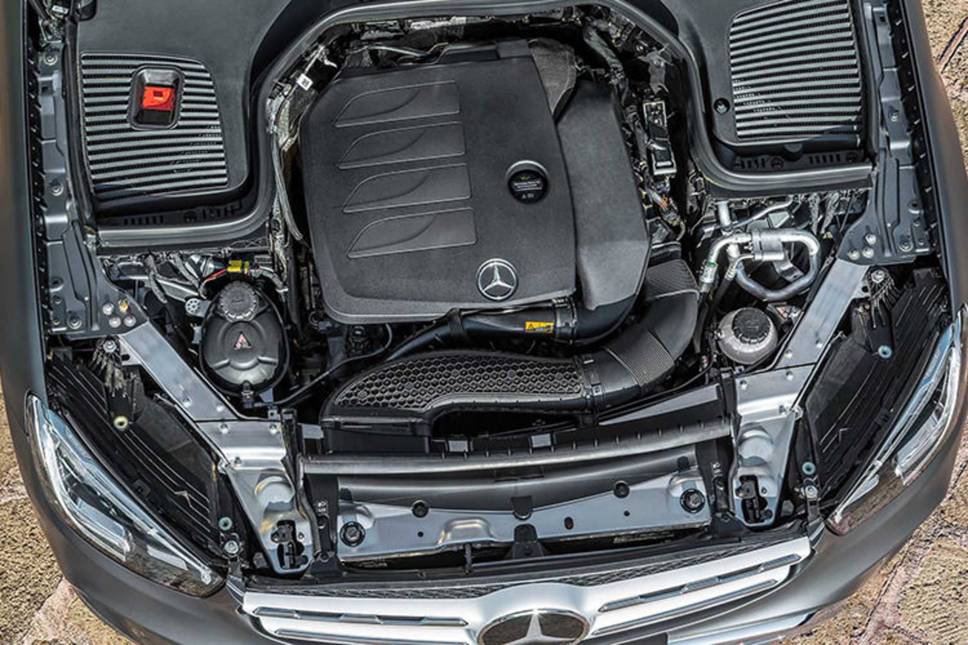 2020 Mercedes-Benz GLC-Class / مرسدس بنز 