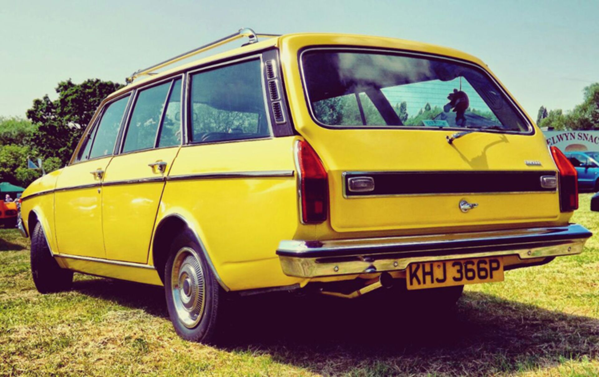 پیکان استیشن   