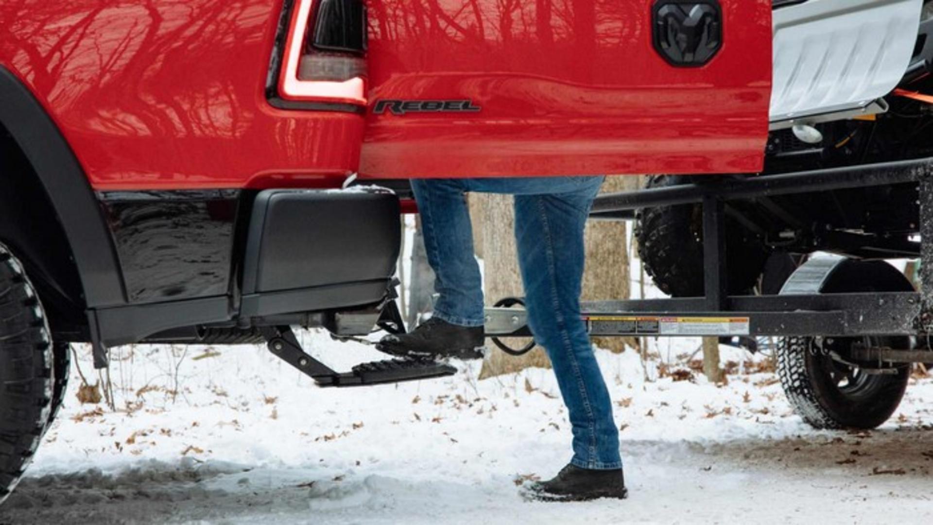 ram multifunction tailgate