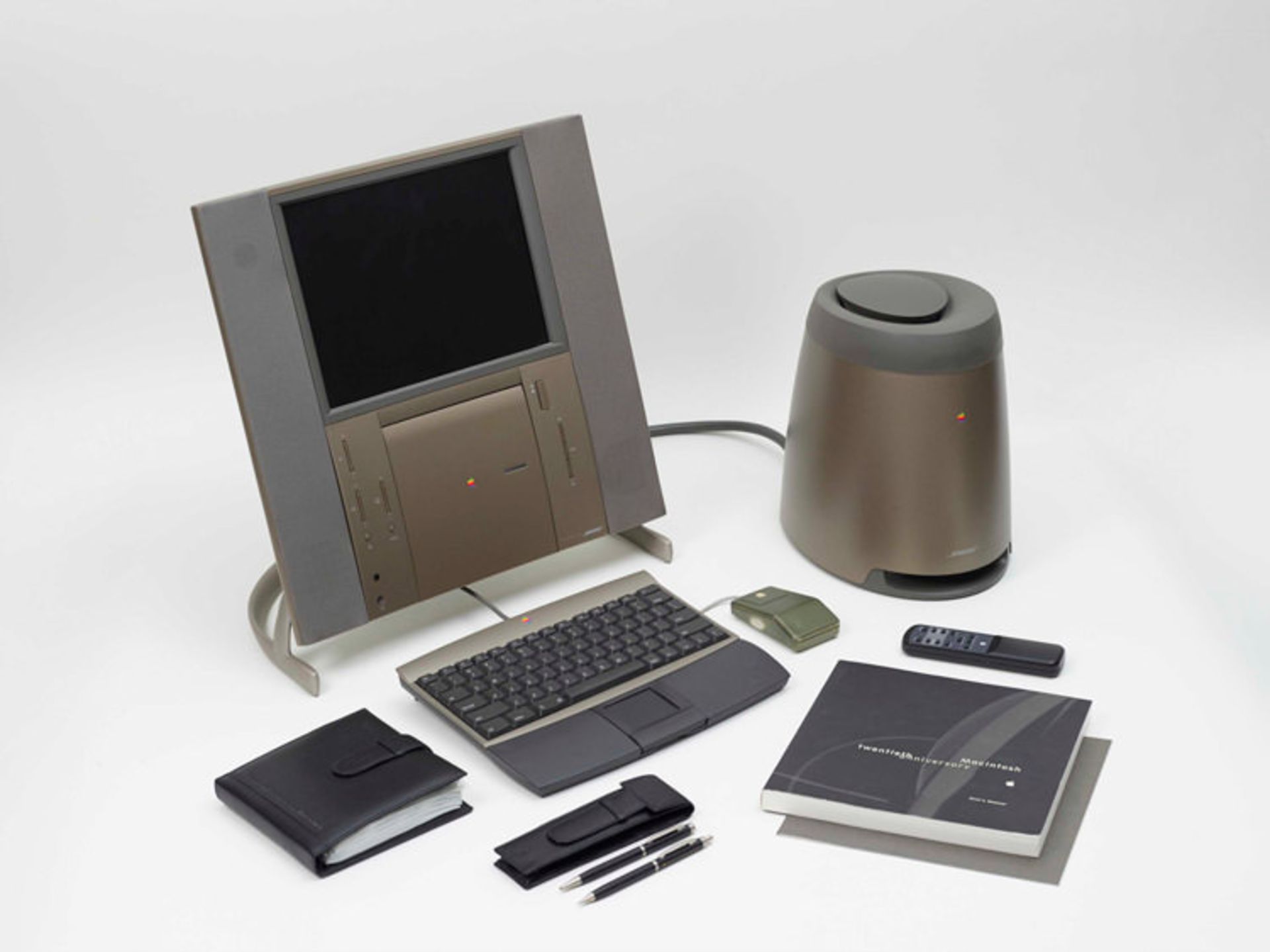 مرجع متخصصين ايران مكينتاش بيستمين سالگرد Twentieth Anniversary Macintosh