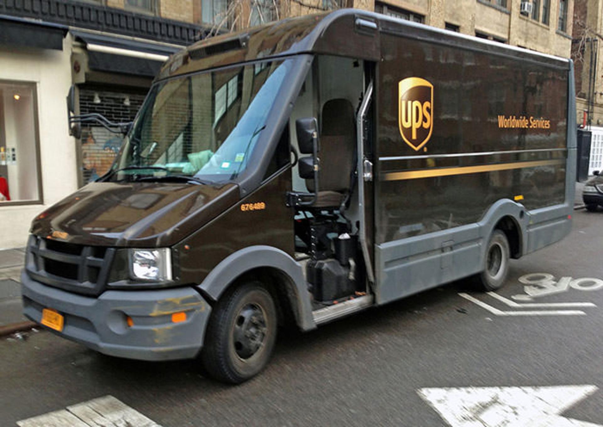 یو پی اس / UPS