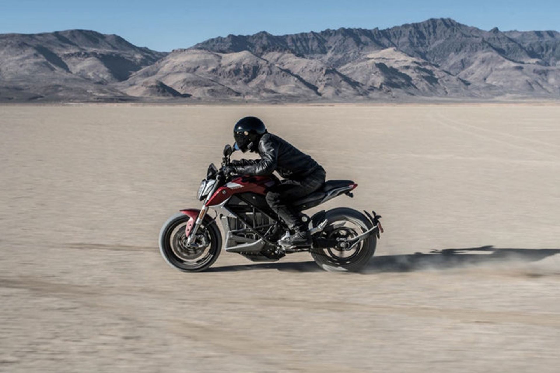 Zero SR/F electric motorcycle / موتورسیکلت برقی زیرو