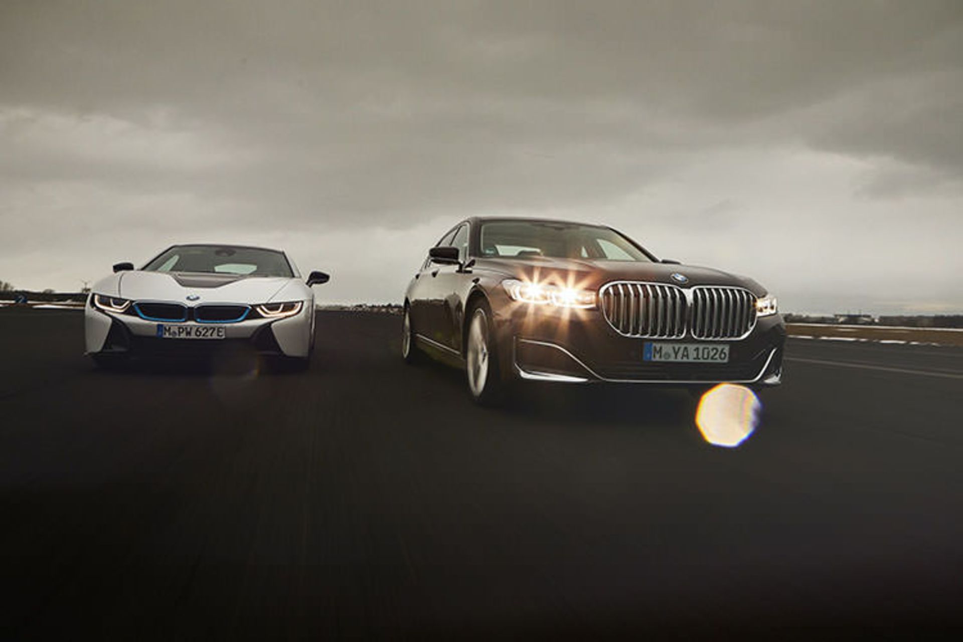 BMW 7 Series plug-in hybrid / بی ام و سری 7 پلاگین هیبرید