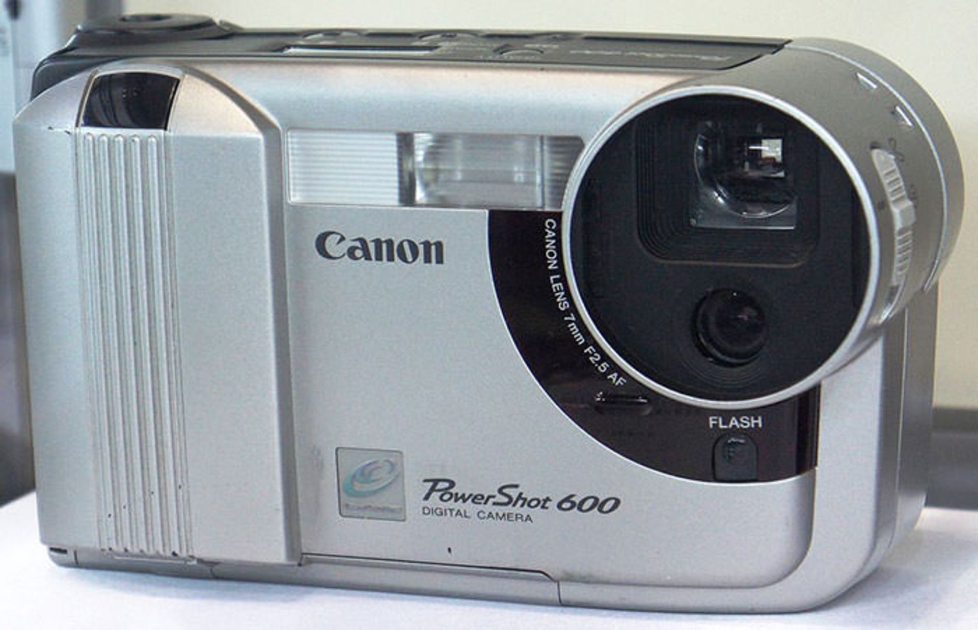 کانن / Canon