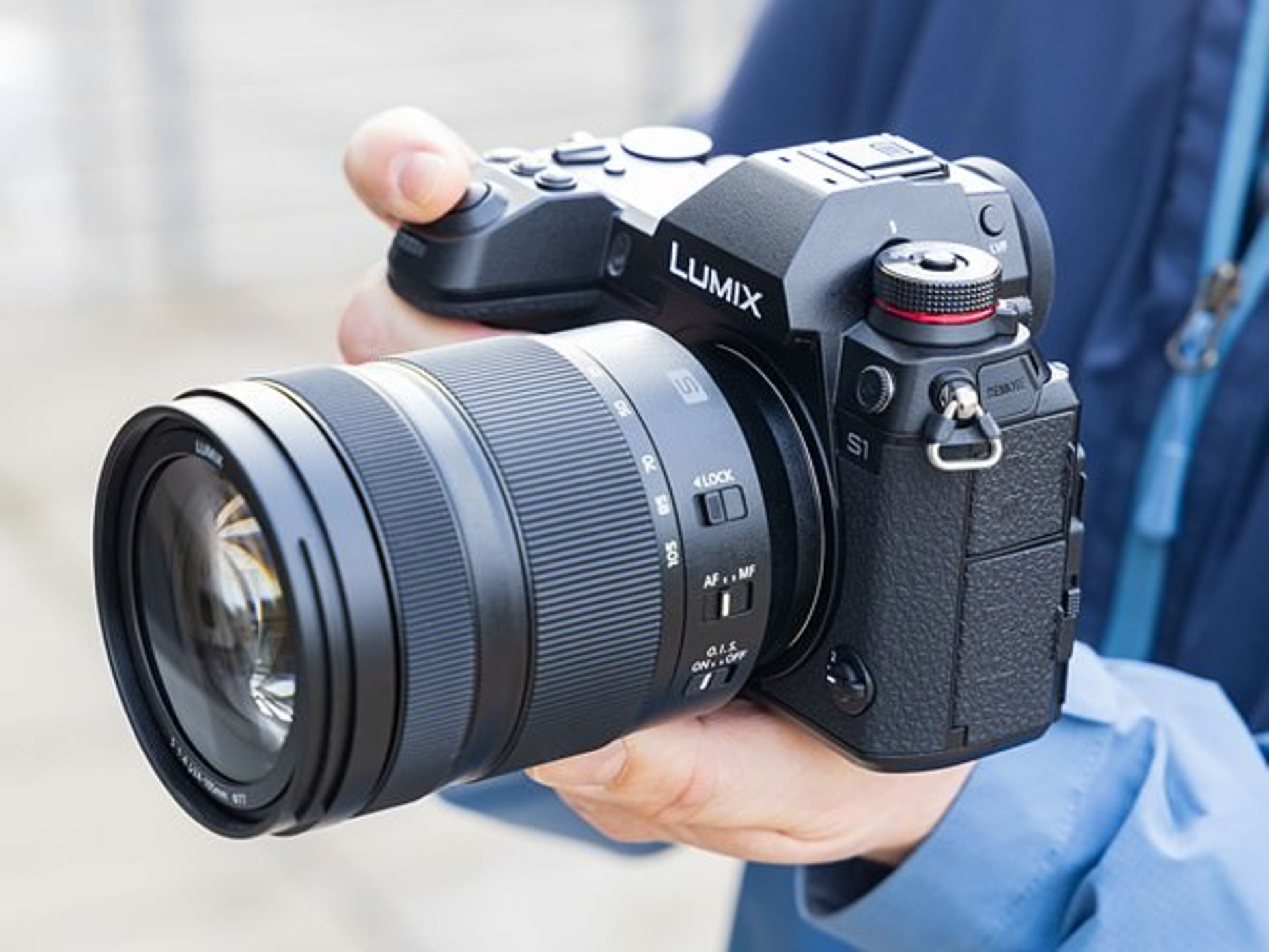 Panasonic پاناسونیک لومیکس S1 و S1R