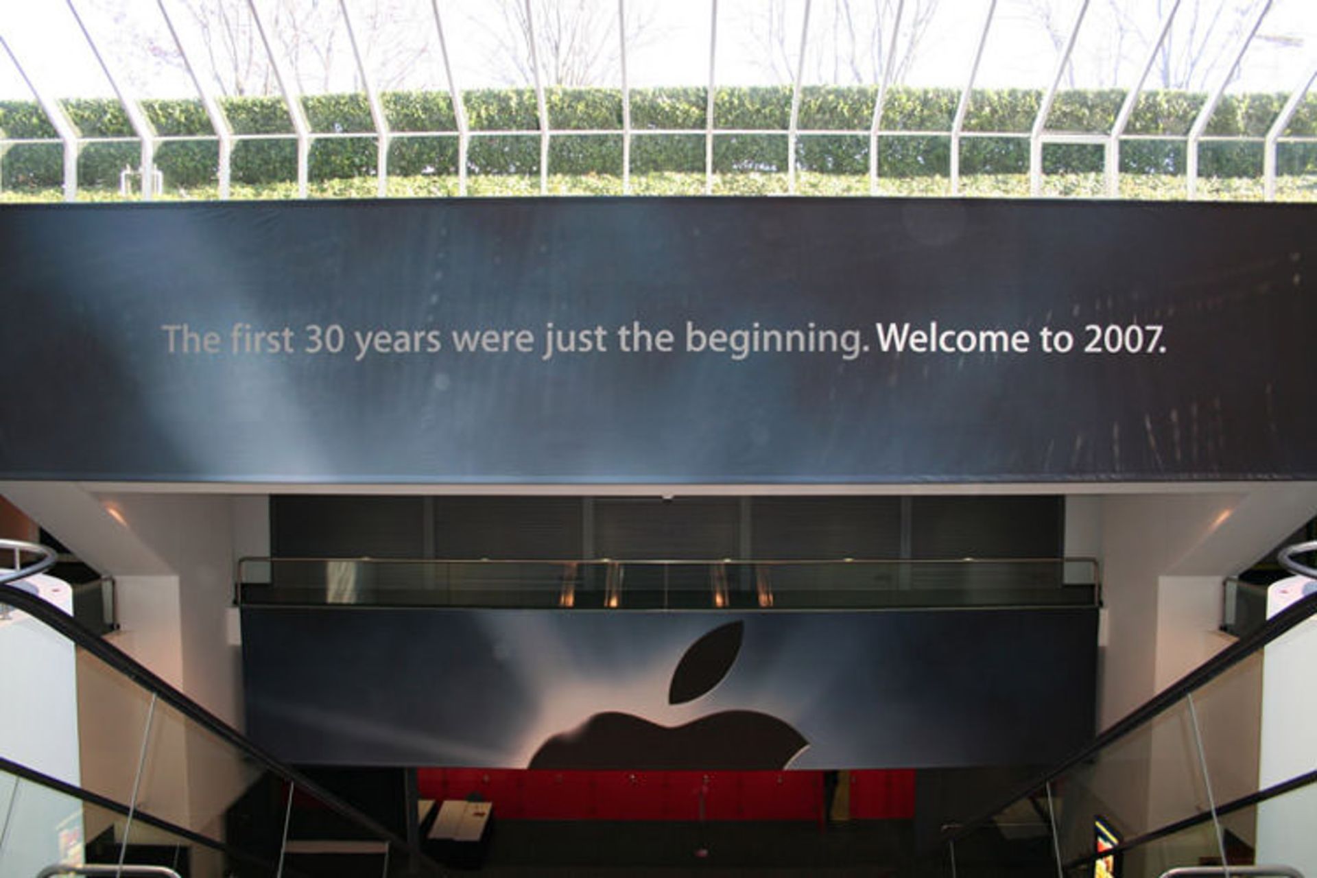 بنر اپل Apple Banner Macworld