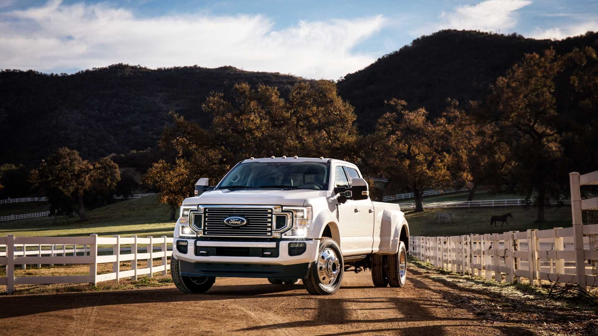 2020 Ford Super Duty / وانت پیکاپ فورد سوپردیوتی
