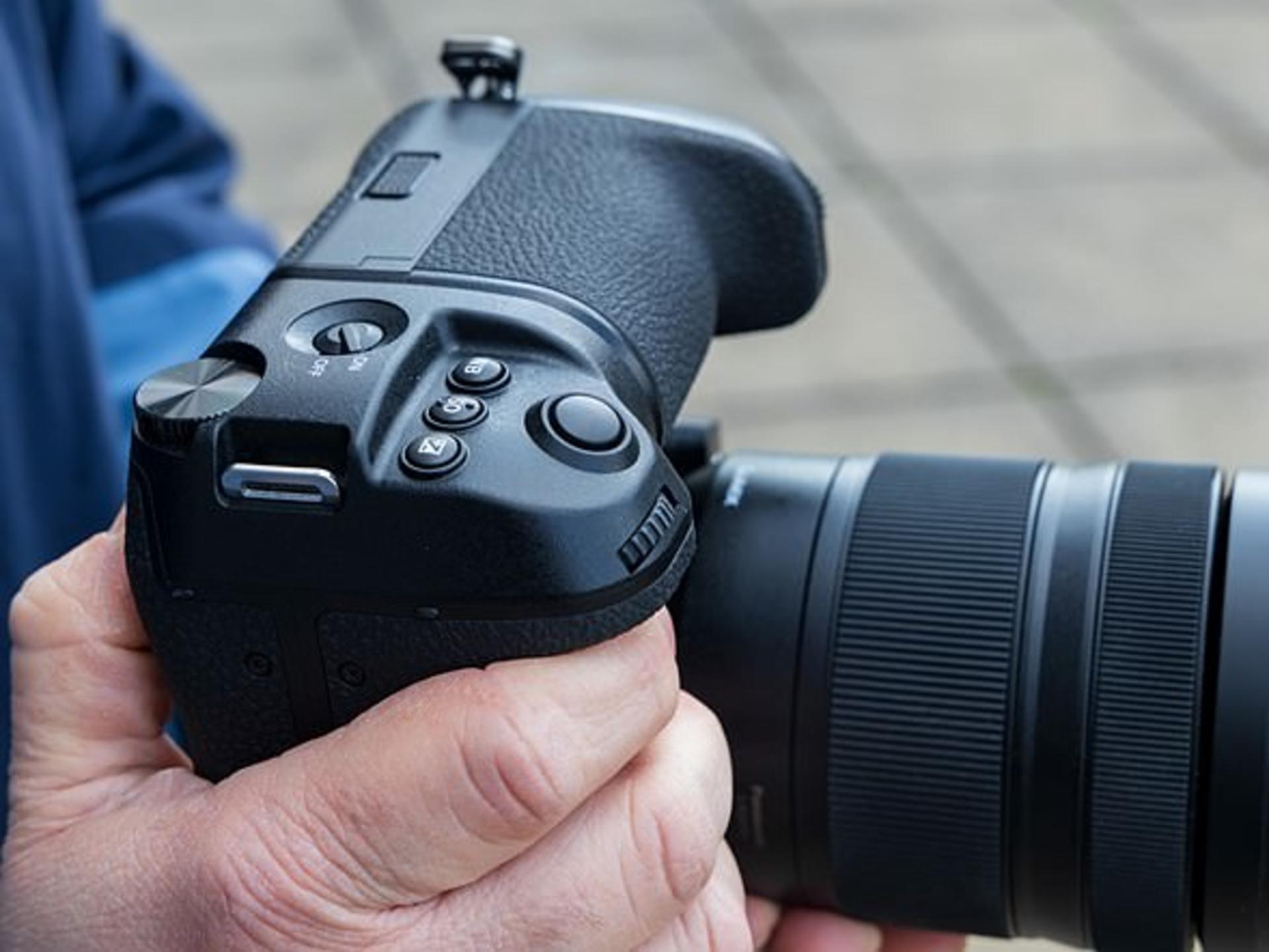 Panasonic پاناسونیک لومیکس S1 و S1R