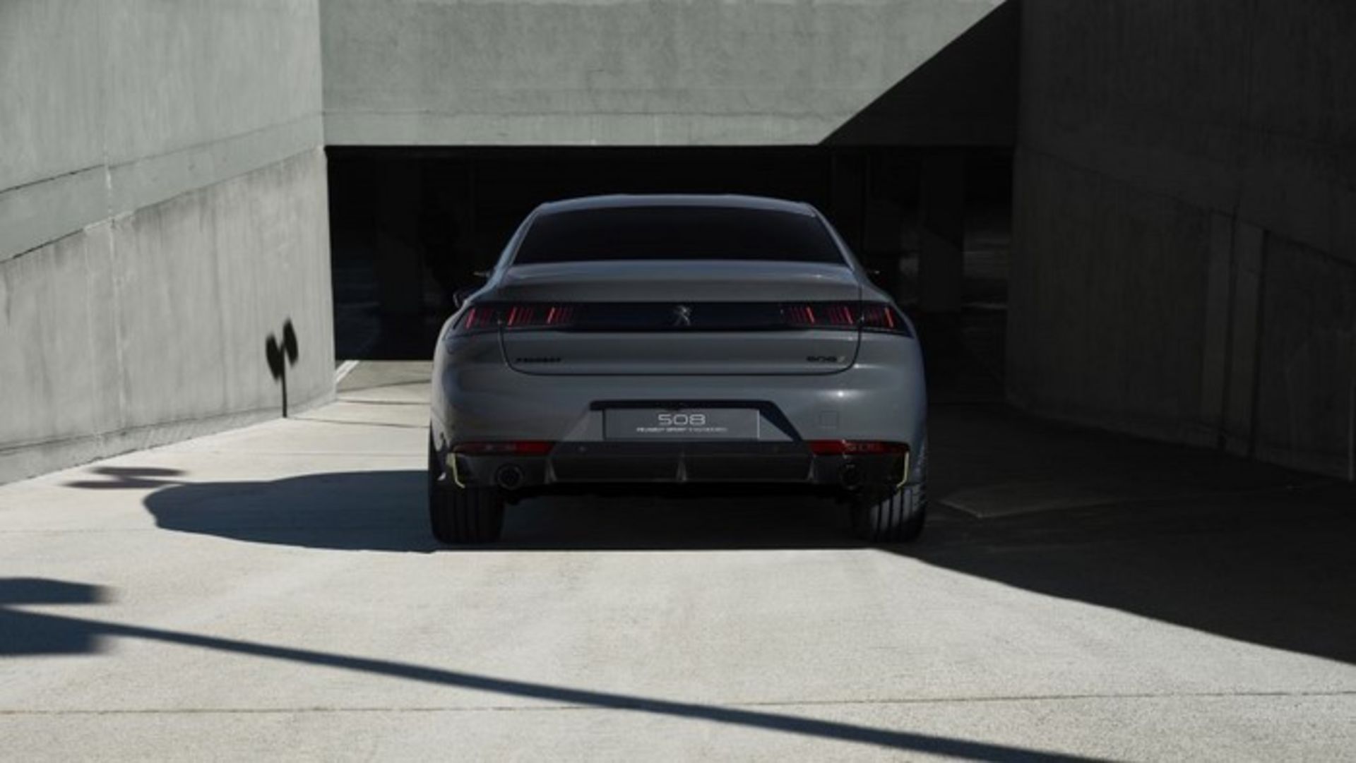 peugeot 508 hybrid 400 horsepower geneva