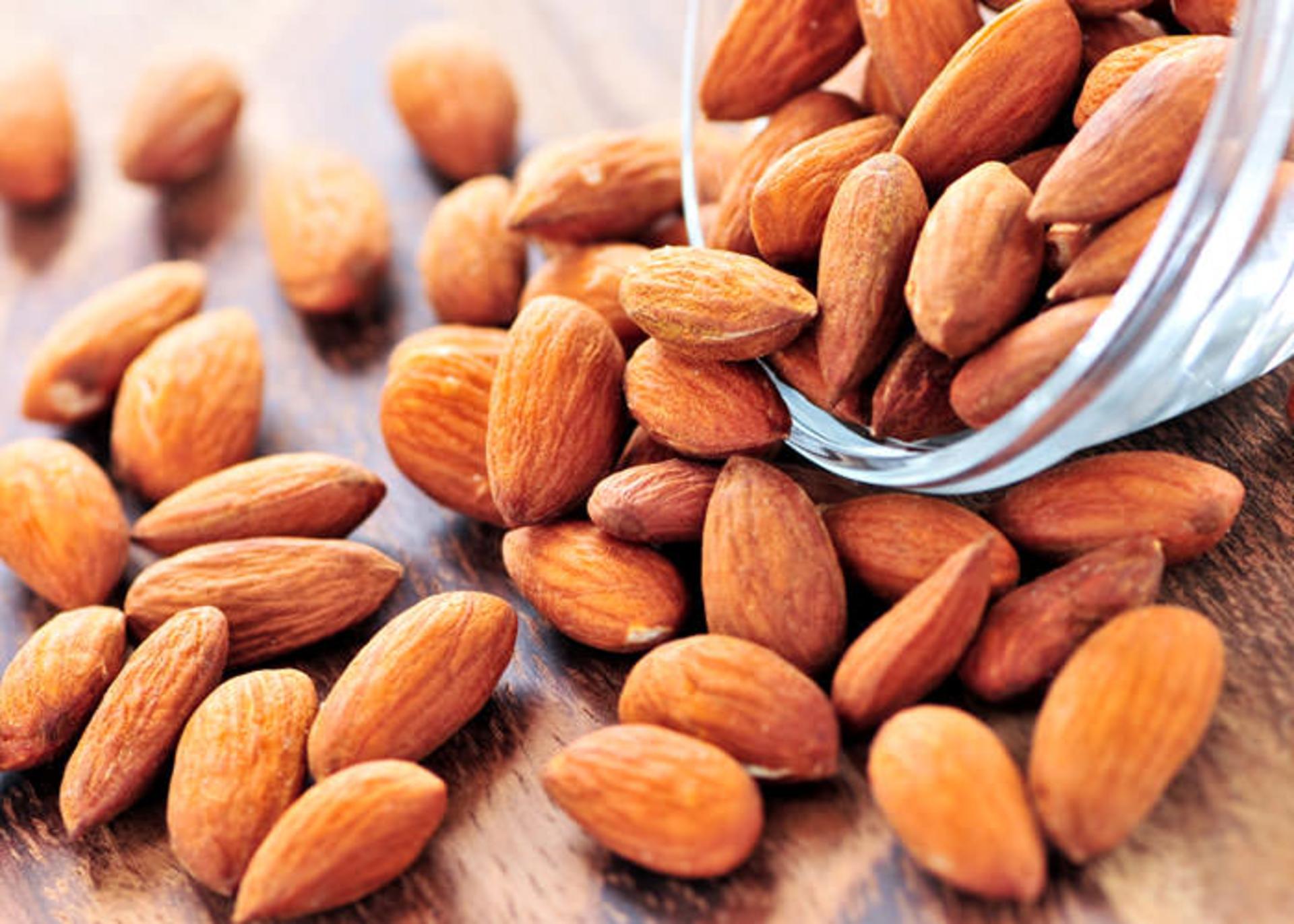 تأثیر خوردن آجیل بر وزن