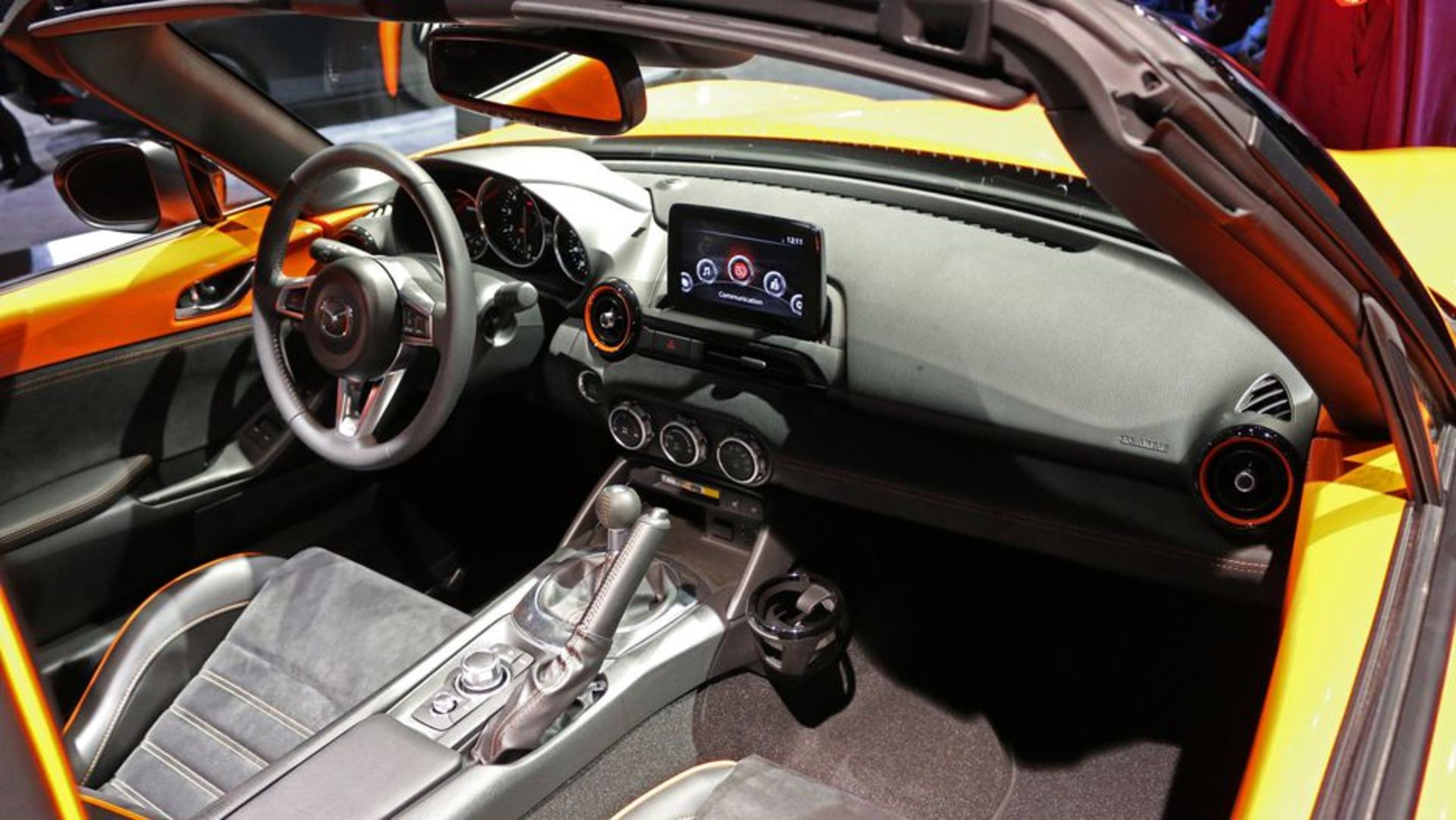 مزدا میاتا MX5 