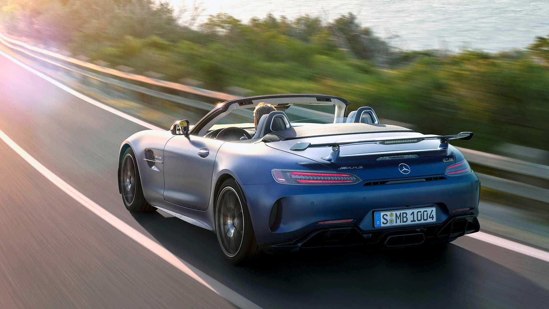 مرسدس بنز AMG GT R رودستر