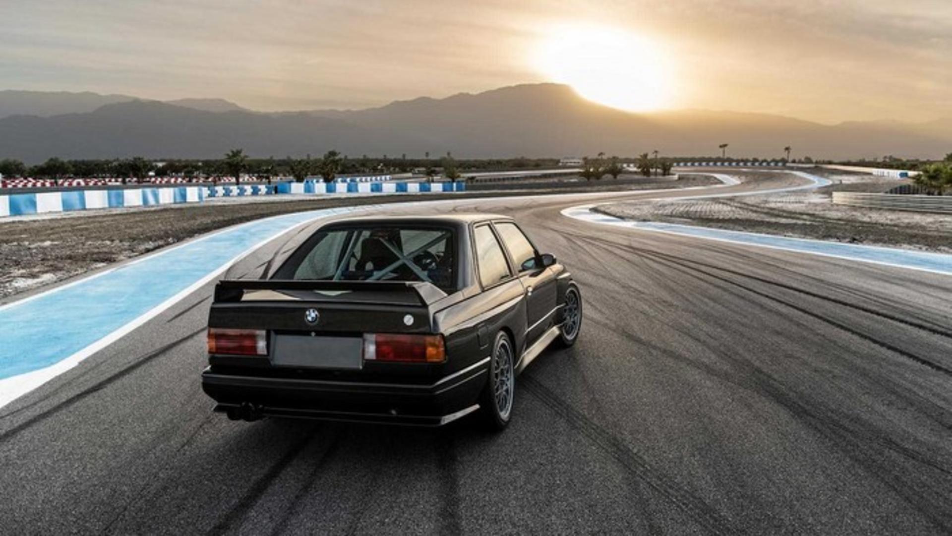 BMW E30 M3 by Redux