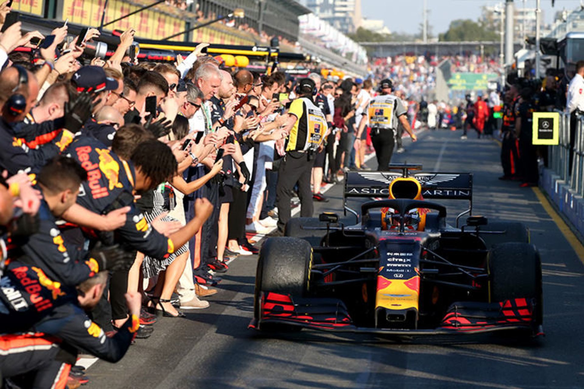  Red Bull / خودرو فرمول یک ردبول