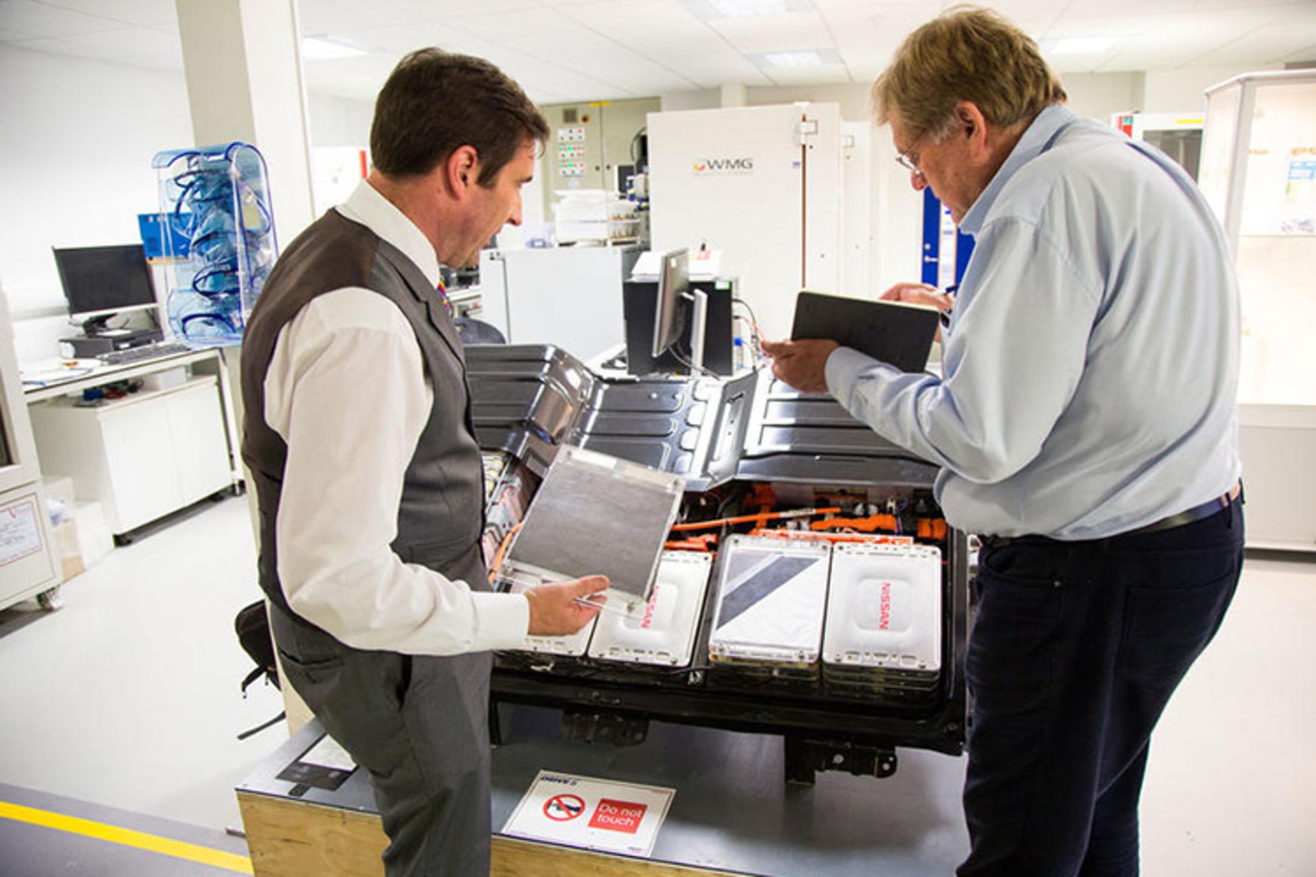 صنعت باتری سازی بریتانیا / Britains Battery industry