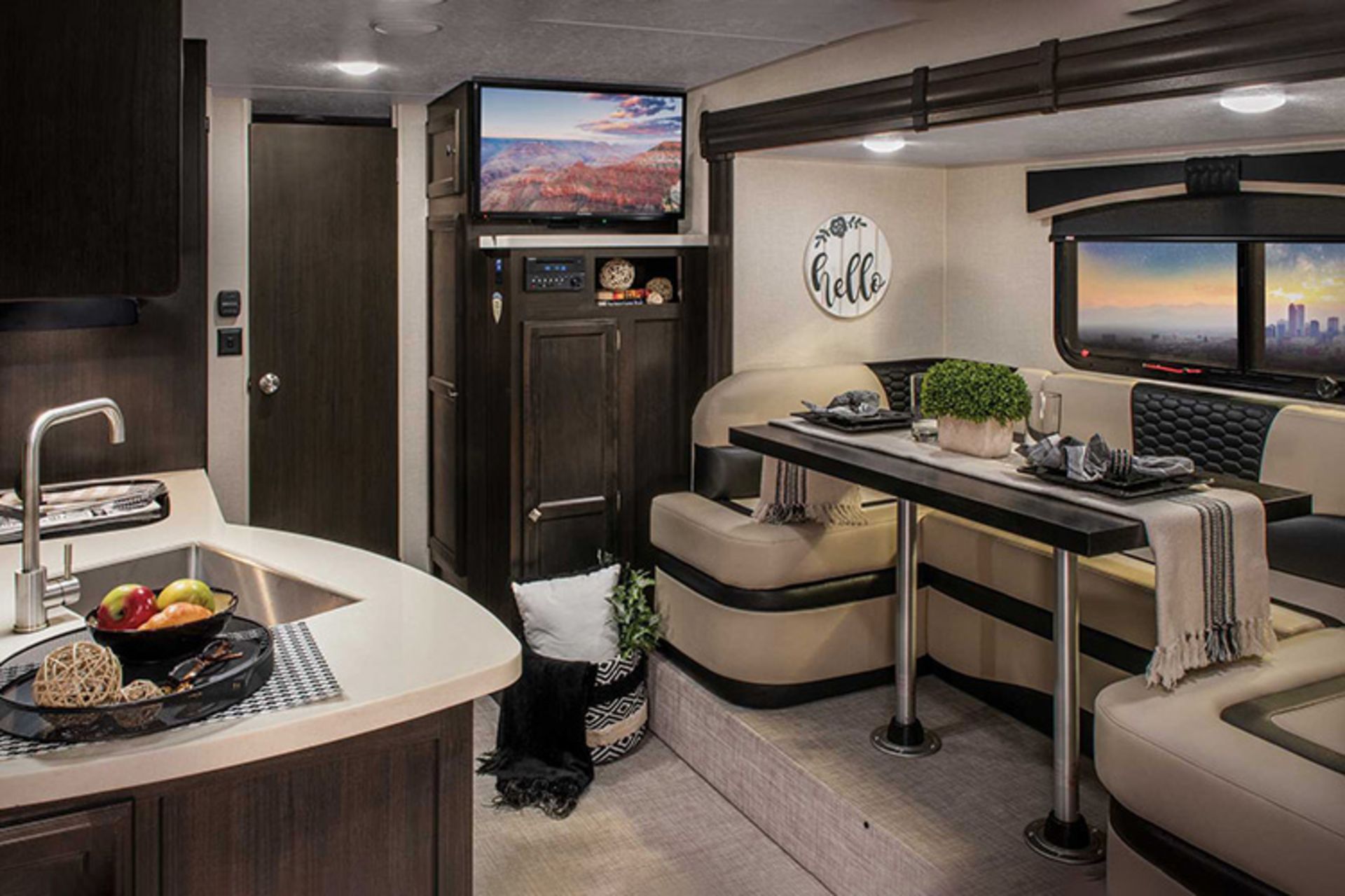 تریلر فیبرکربنی Sonic X RV